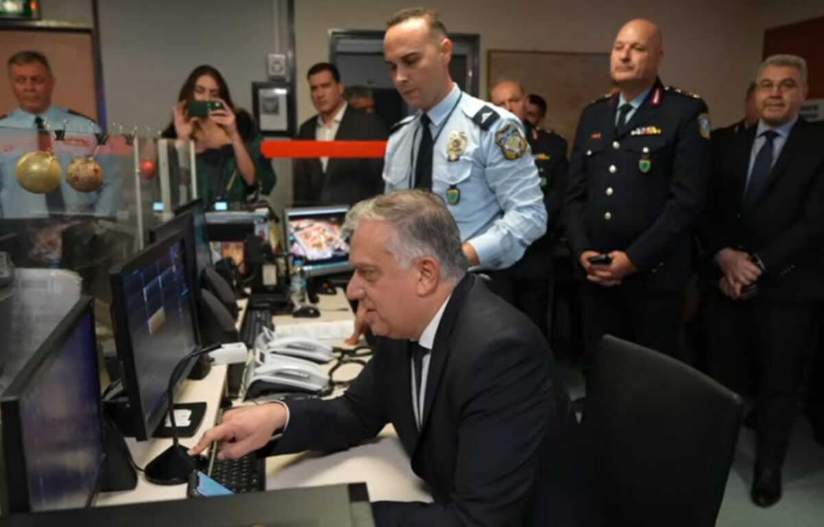Τάκης Θεοδωρικάκος: Έκανε αλλαγή χρόνου στη ΓΑΔΑ – Οι ευχές από τον ασύρματο