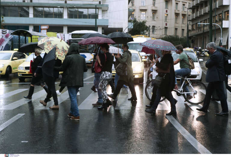Κακοκαιρία με καταιγίδες και διαλείμματα ηλιοφάνειας, λέει στο newsit.gr o Τάσος Αρνιακός - Πότε θα βελτιωθεί ο καιρός