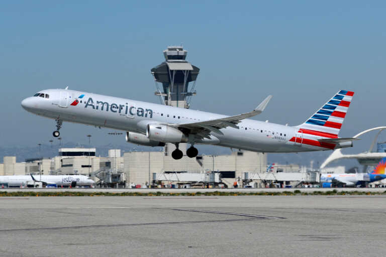 Απίστευτο περιστατικό σε πτήση στις ΗΠΑ – Επιβάτης έκανε την «ανάγκη» του σε άλλον, μετά από λογομαχία
