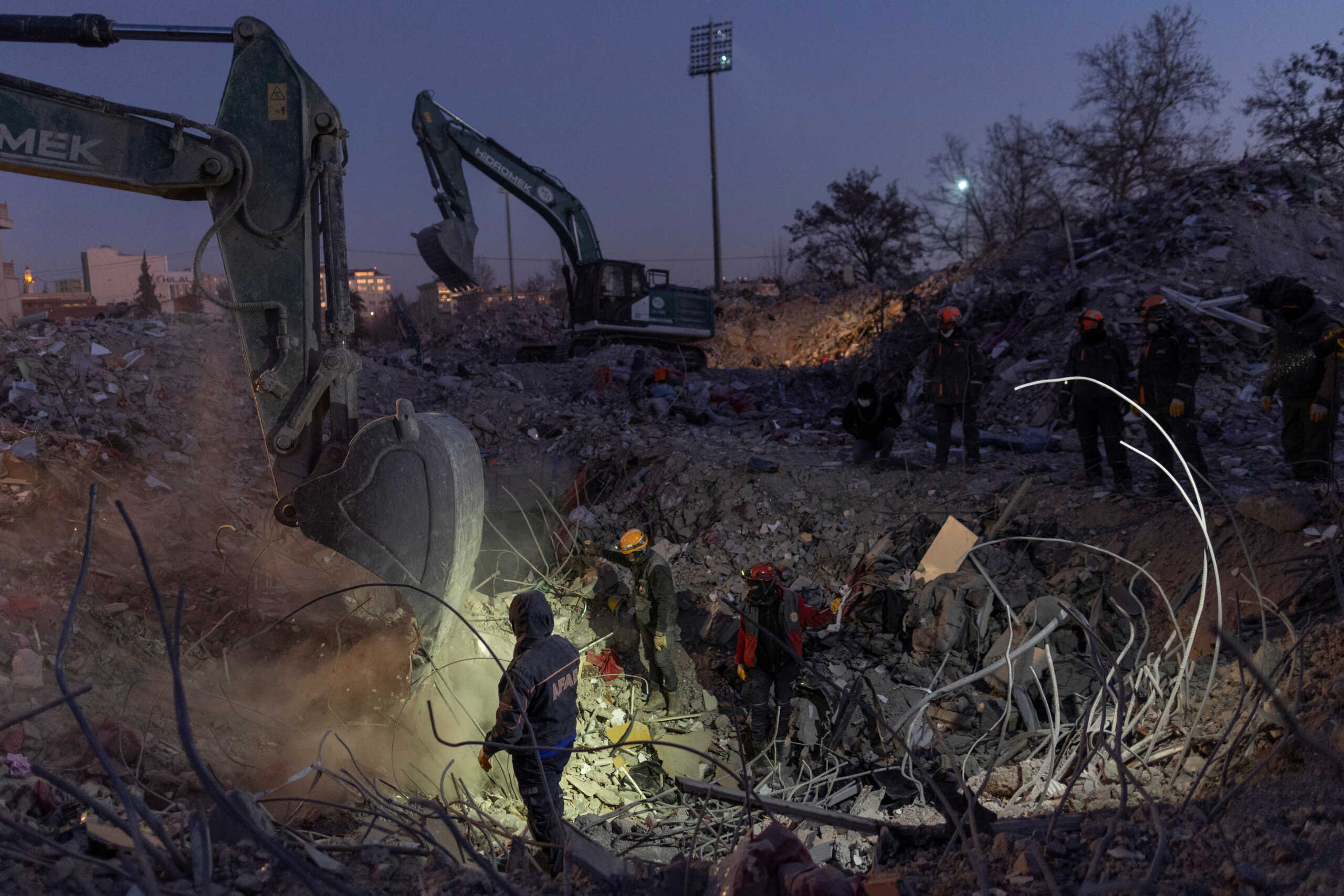 Σεισμός στην Τουρκία: Διέσωσαν 12χρονο και 29χρονη εκατοντάδες ώρες μετά το χτύπημα του Εγκέλαδου