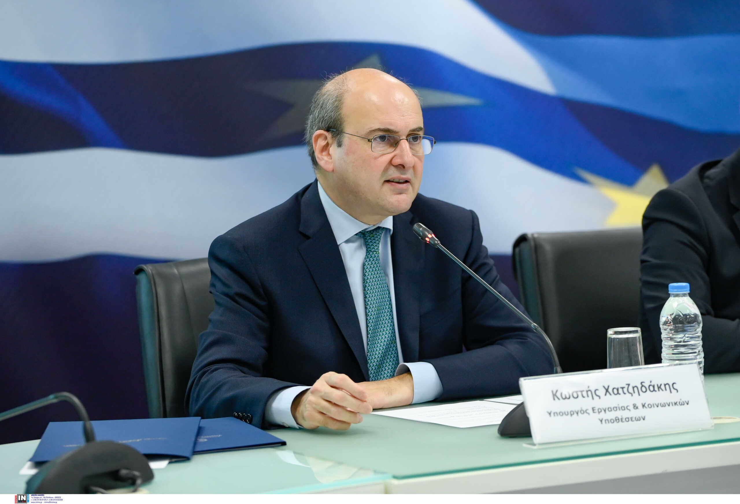 Κωστής Χατζηδάκης: Θα γίνει μια «σημαντική αύξηση» στον κατώτατο μισθό