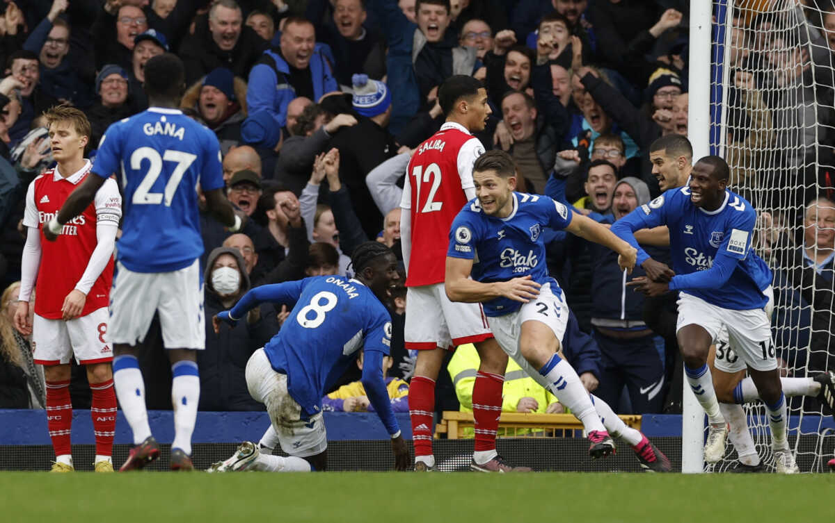 Soccer Football - Premier League - Everton v Arsenal - Goodison Park, Liverpool, Britain - February 4, 2023 Everton's James Tarkowski celebrates scoring their first goal with Amadou Onana and Abdoulaye Doucoure Action Images via Reuters
