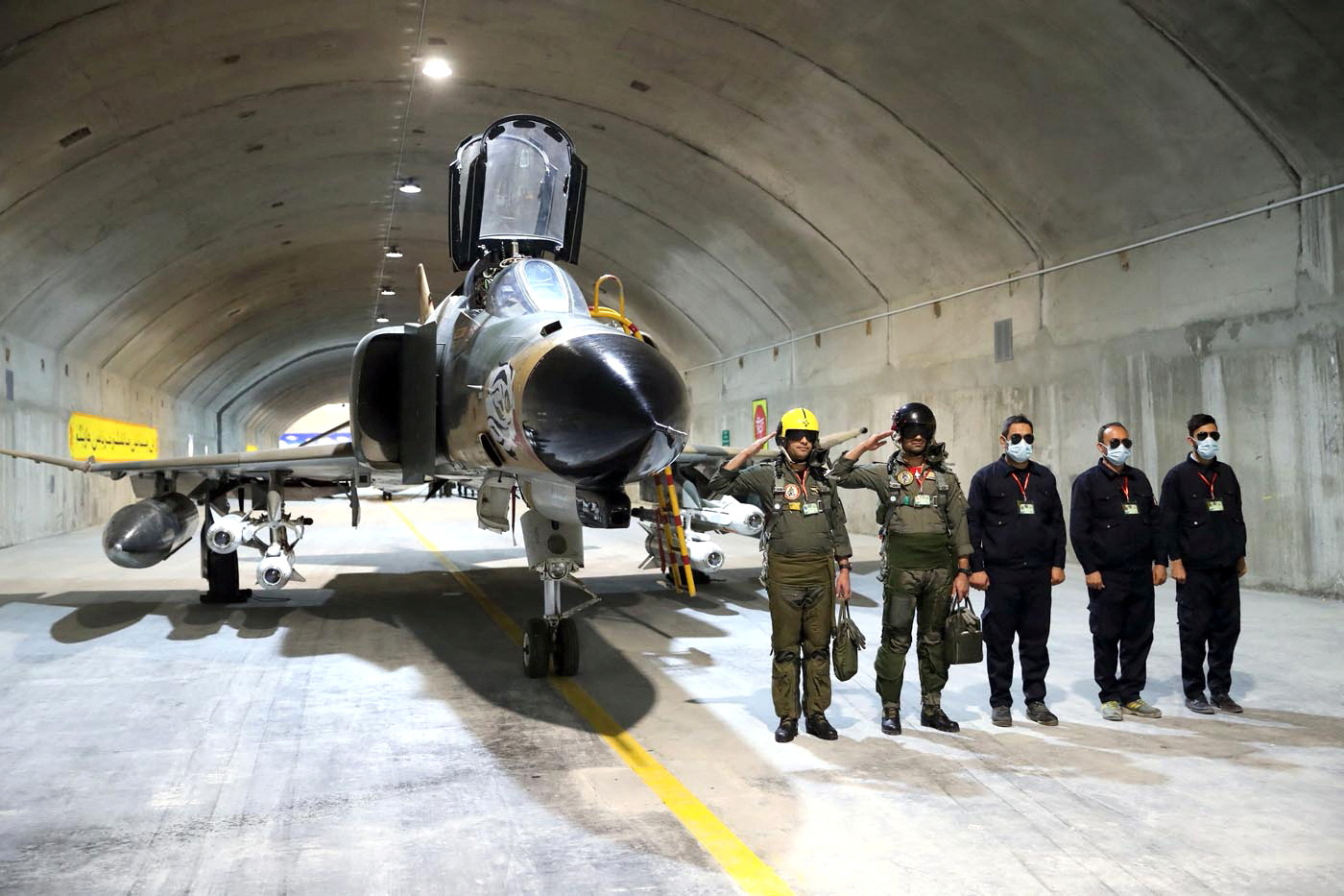 Ιράν: Αποκάλυψε μυστική υπόγεια αεροπορική βάση που «αντέχει» τους αμερικανικούς βομβαρδισμούς