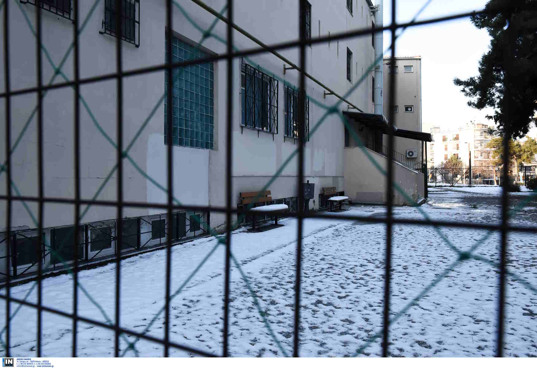 Κλειστά σχολεία αύριο: Πού δεν θα ανοίξουν λόγω της κακοκαιρίας «Μπάρμπαρα» και τι ισχύει για την Αττική