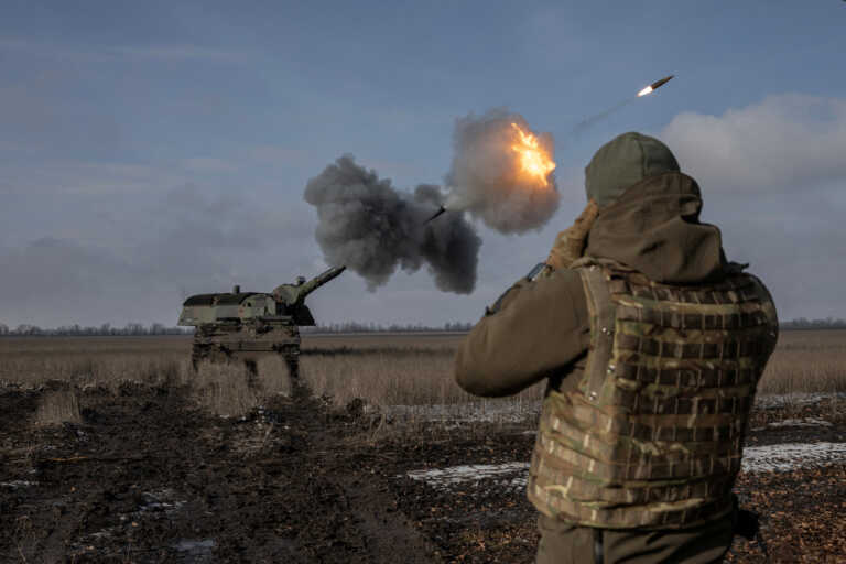 Οι ρωσικές δυνάμεις συνεχίζουν τις στρατιωτικές επιχειρήσεις στο Ντονέτσκ