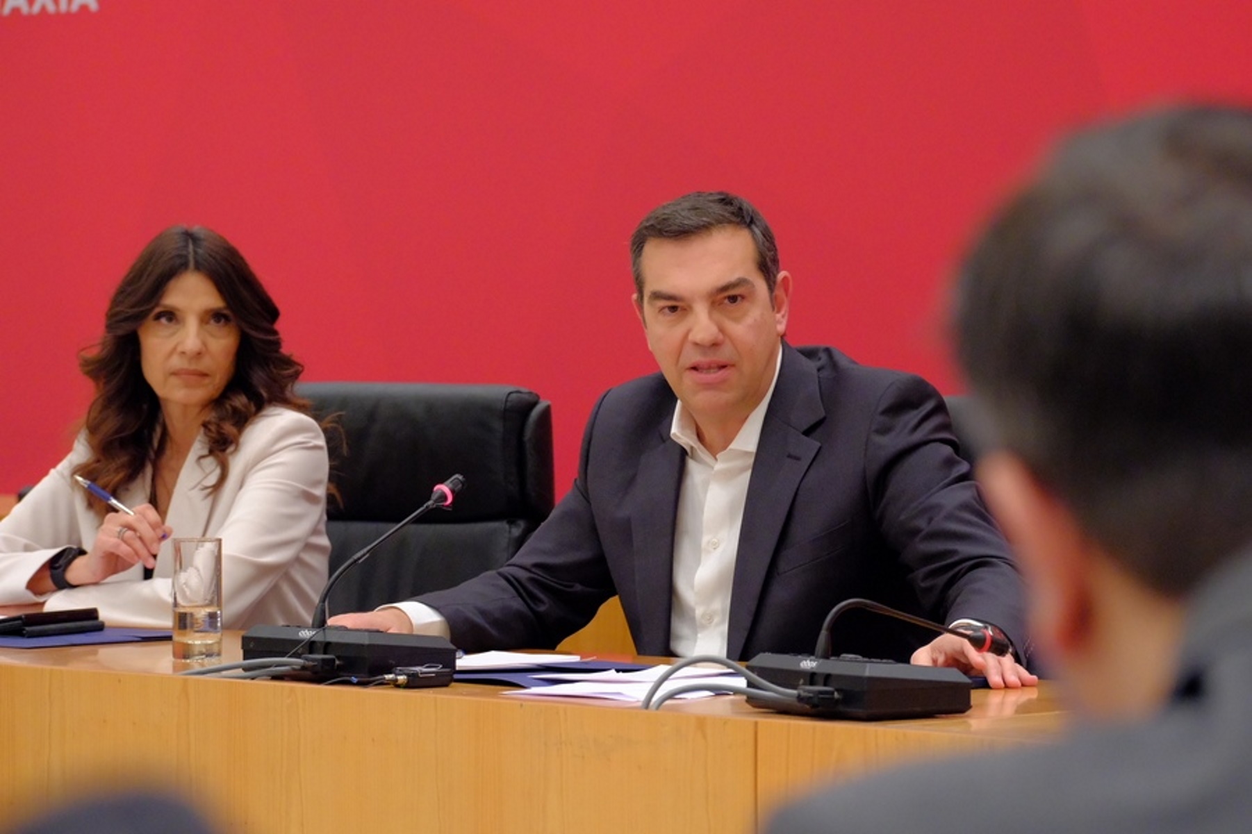 Εκλογές 2023: Ο ΣΥΡΙΖΑ κατηγορεί τη ΝΔ ότι επιχειρεί να χαϊδέψει τα αφτιά των ακροδεξιών, ξενοφοβικών ψηφοφόρων