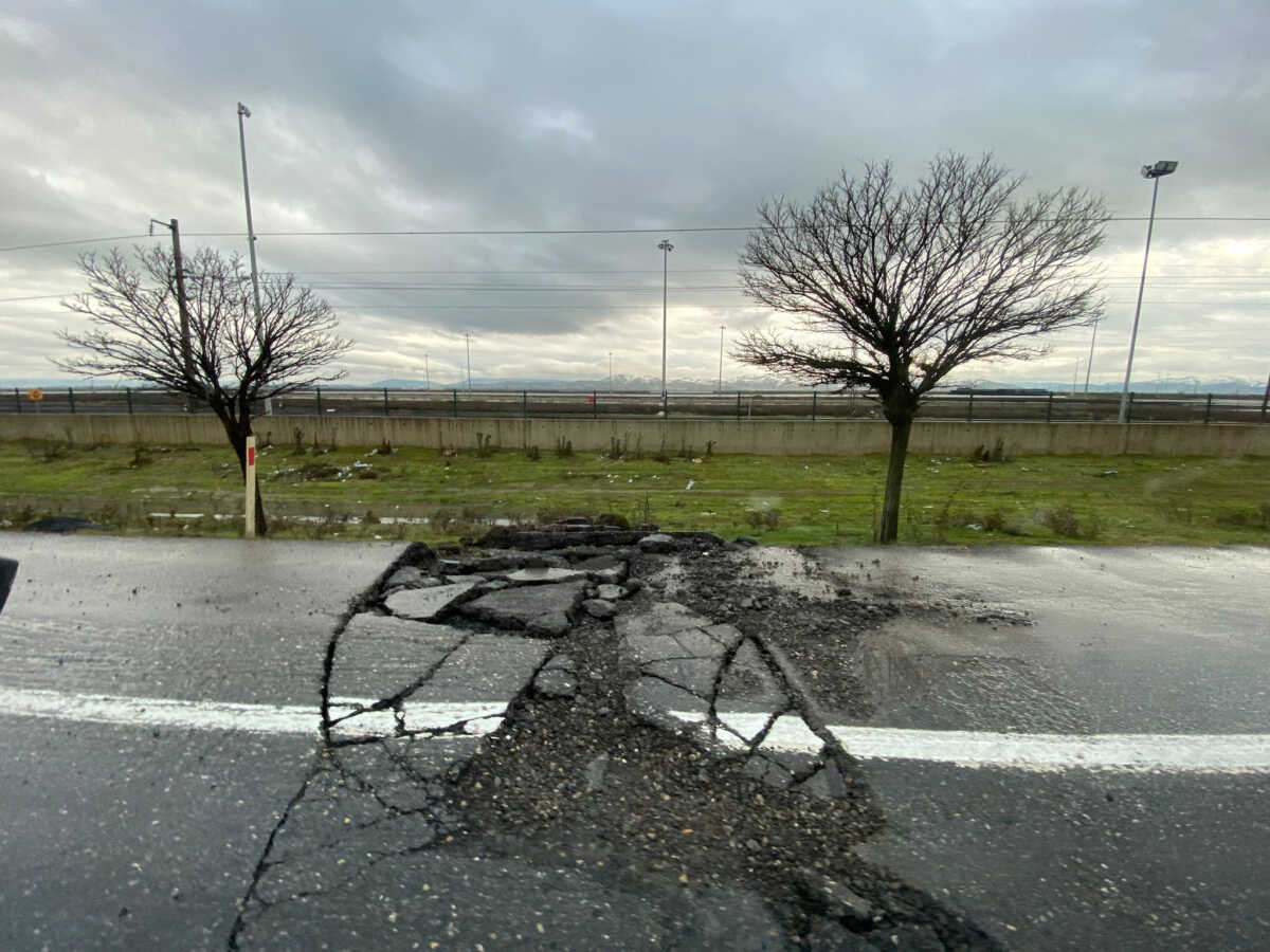 Σεισμός στην Τουρκία: Παντού εικόνες καταστροφής – Στη Σανλιούρφα «όλοι φοβούνται»