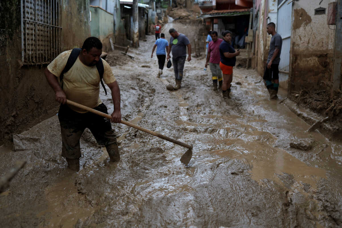 Βραζιλία: 8 νεκροί ανάμεσά τους και 4 παιδιά από κατολίσθηση μετά από σφοδρές βροχοπτώσεις