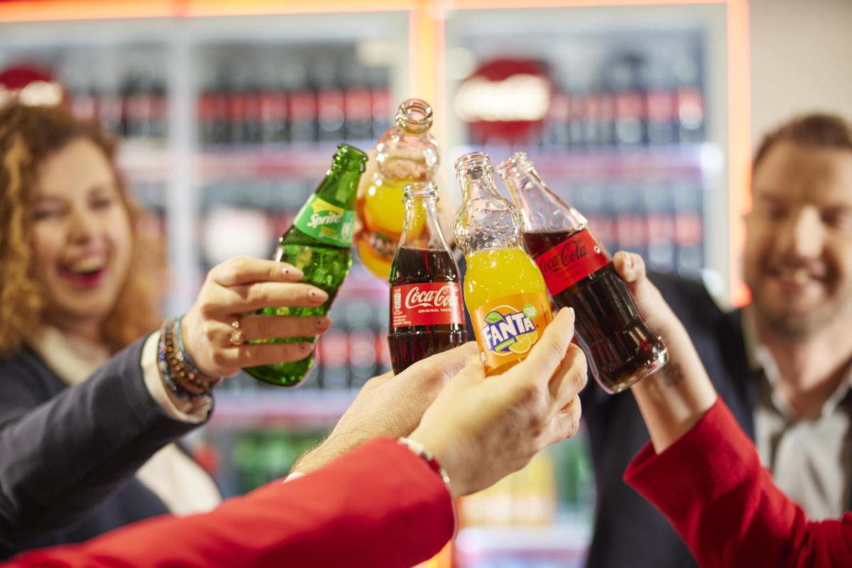 Coca-Cola HBC AG: Σε ιστορικά υψηλά οι πωλήσεις – Συνέχεια ανόδου με νέα προϊόντα