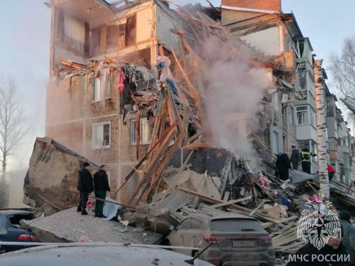 Ρωσία: Τουλάχιστον 4 νεκροί από έκρηξη αερίου σε 5ώροφη πολυκατοικία