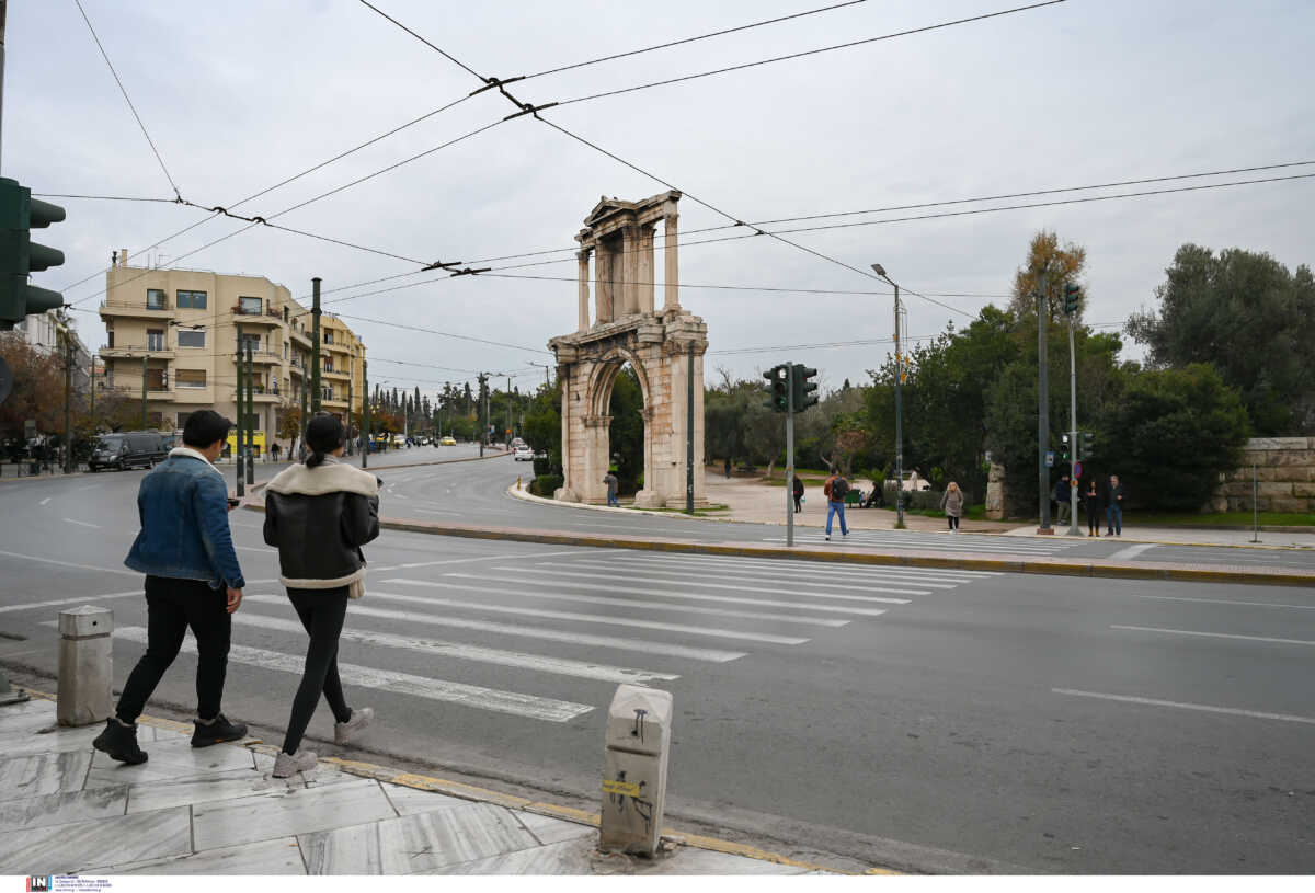 Kαιρός αύριο: Βροχές και πτώση της θερμοκρασίας – Πού θα χιονίσει