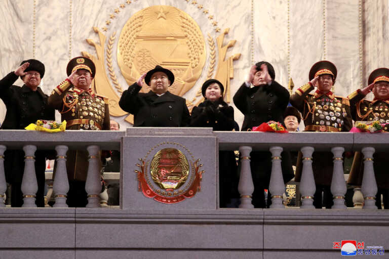 Ο Κιμ Γιονγκ Ουν προετοιμάζει την κόρη του για τη διαδοχή του στην ηγεσία της Βόρειας Κορέας