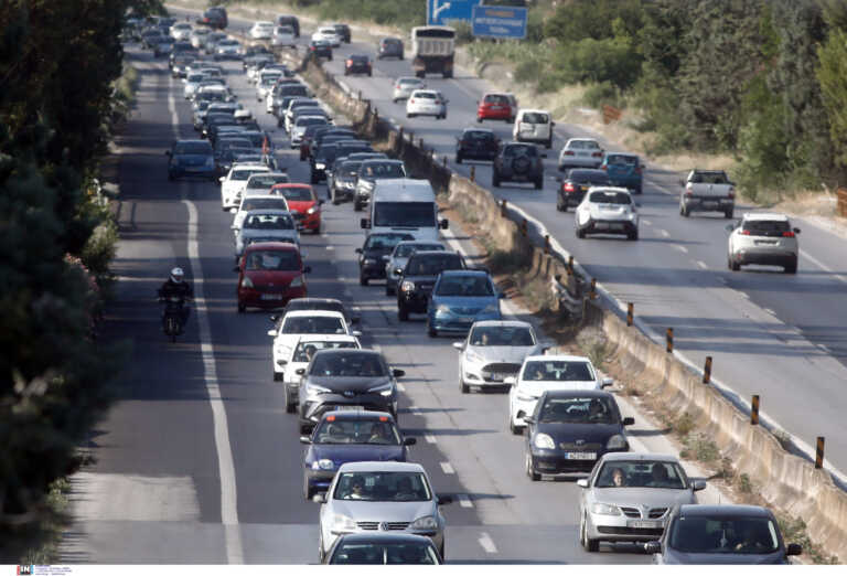 Ρεσιτάλ... επικίνδυνης οδήγησης το τριήμερο της Καθαράς Δευτέρας - Πάνω από 13.500 οι παραβάσεις