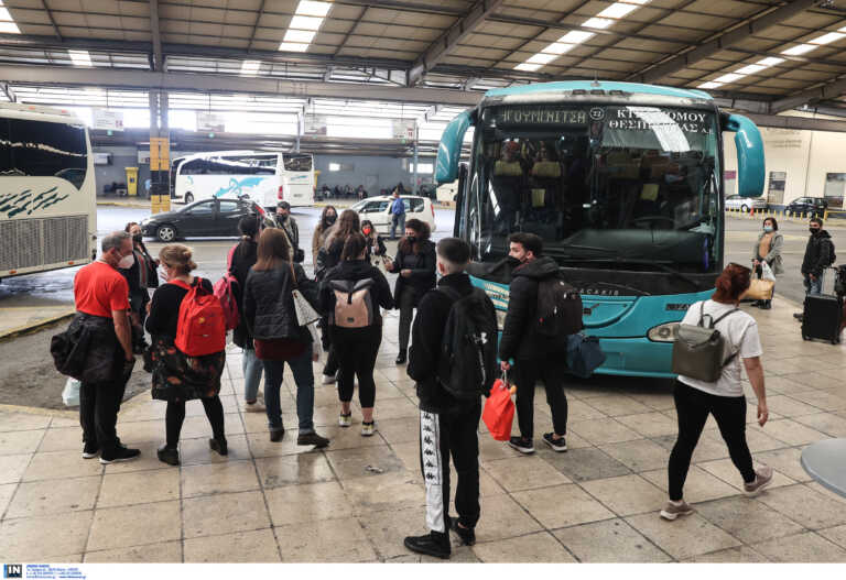 Χαμός σε ΚΤΕΛ, τρένα και λιμάνια για το τριήμερο της Καθαράς Δευτέρας - Φεύγει λεωφορείο κάθε 5' για Πάτρα