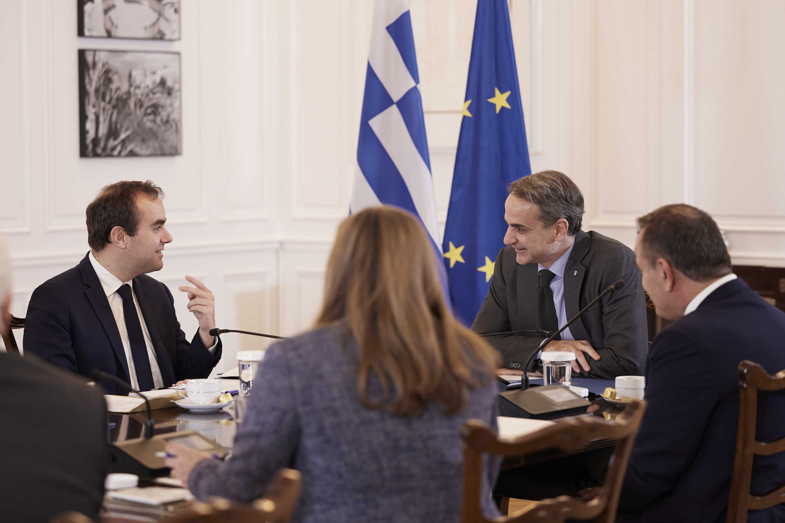 Ο Κυριάκος Μητσοτάκης συνάντησε τον Γάλλο υπουργό Άμυνας – Στο επίκεντρο οι ελληνικές Belh@arra