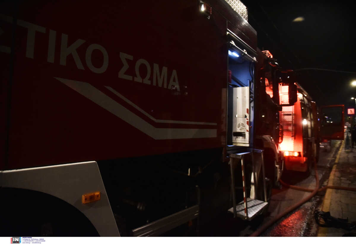 Θεσσαλονίκη: Φωτιά σε εν κινήσει αυτοκίνητο στην Λεωφόρο Γεωργικής Σχολής