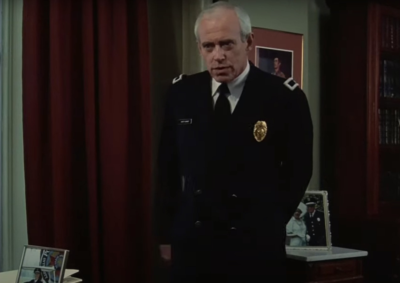 Πέθανε ο ηθοποιός Τζορτζ Ρόμπερτσον, ο αρχηγός της αστυνομίας στη «Μεγάλη των Μπάτσων Σχολή»
