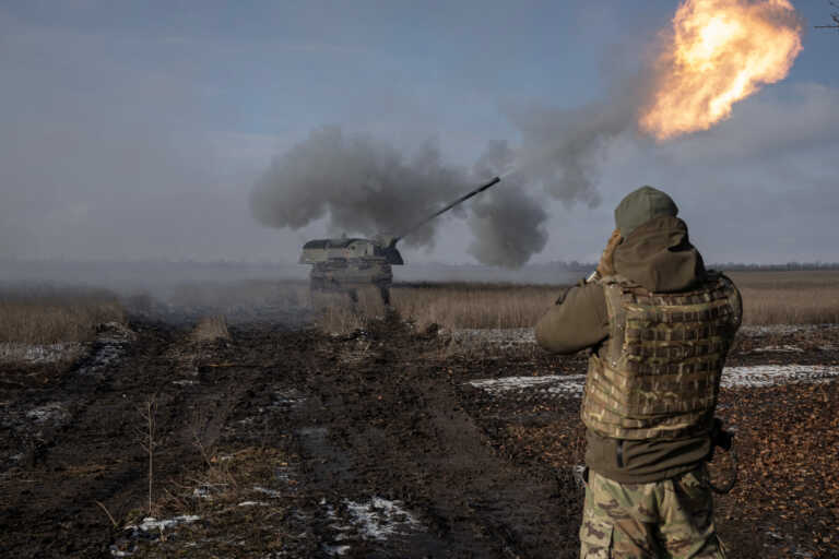 «Πάνω από 1.100 Ρώσοι στρατιώτες νεκροί στην Μπαχμούτ σε λιγότερο από μια εβδομάδα», είπε ο Βολοντίμιρ Ζελένσκι