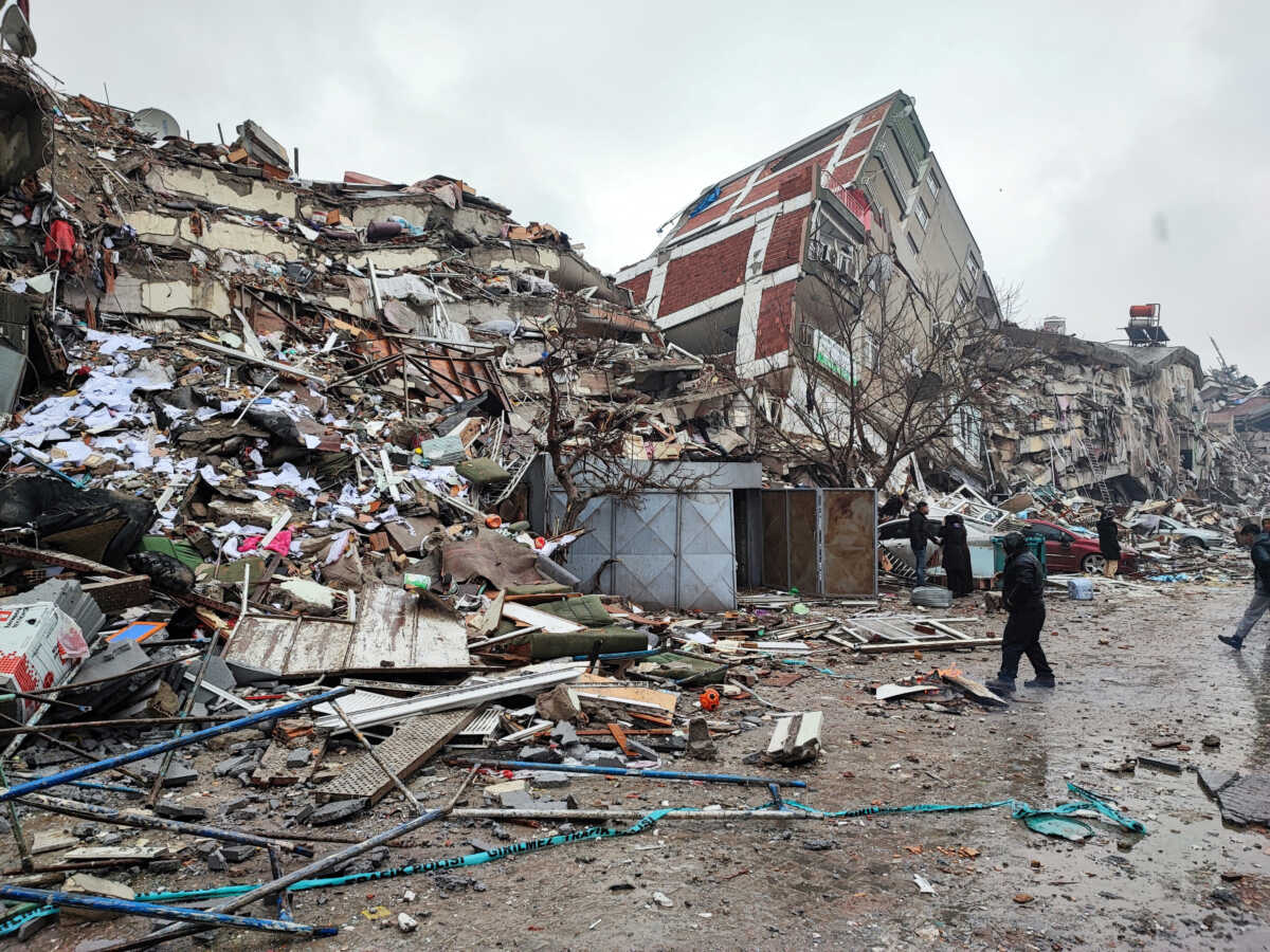 Σεισμός στην Τουρκία: «Πολυάριθμες οι εκδηλώσεις ευγνωμοσύνης, δεν υπάρχουν Έλληνες τραυματίες», είπε ο πρέσβης στην Άγκυρα