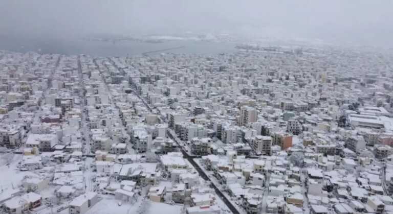 Εκπληκτικό βίντεο από drone στον χιονισμένο Βόλο - Η εικόνα σε Πήλιο και Σποράδες από την κακοκαιρία