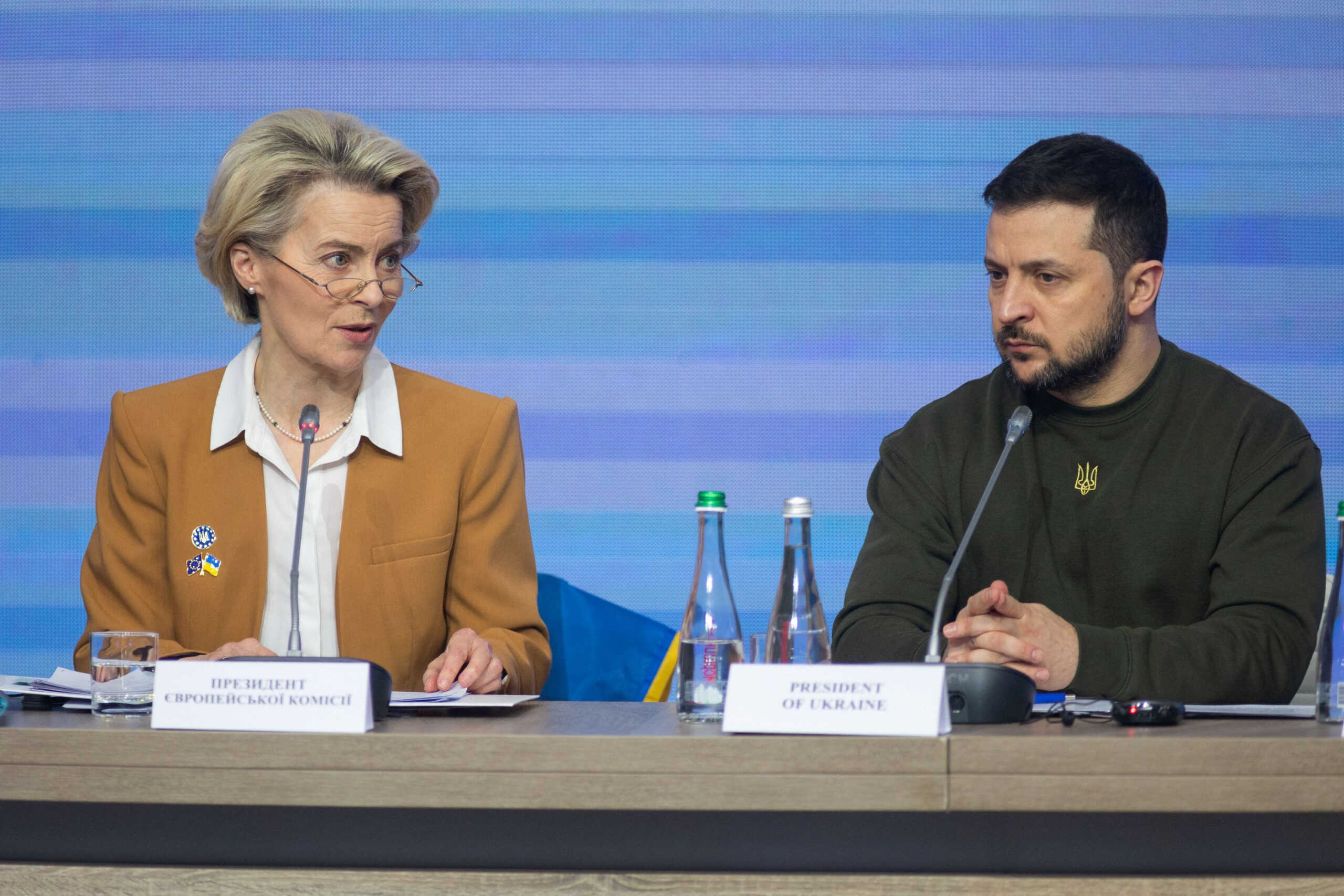 Ukraine's President Volodymyr Zelenskiy and European Commission President Ursula von der Leyen attend an EU summit, as Russia's attack on Ukraine continues, in Kyiv, Ukraine February 2, 2023. Ukrainian Presidential Press Service