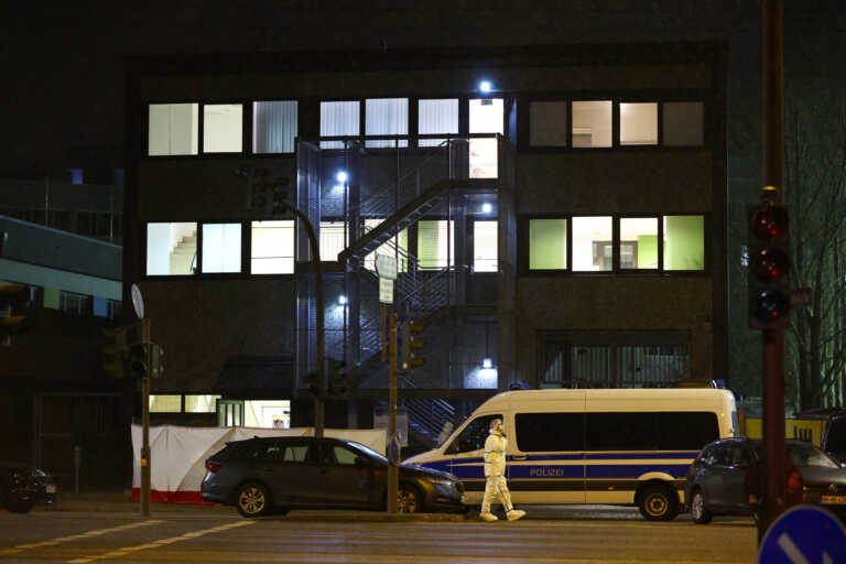Πυροβολισμοί στο Αμβούργο - Μεταξύ των επτά νεκρών πιθανόν ο δράστης, λέει η αστυνομία