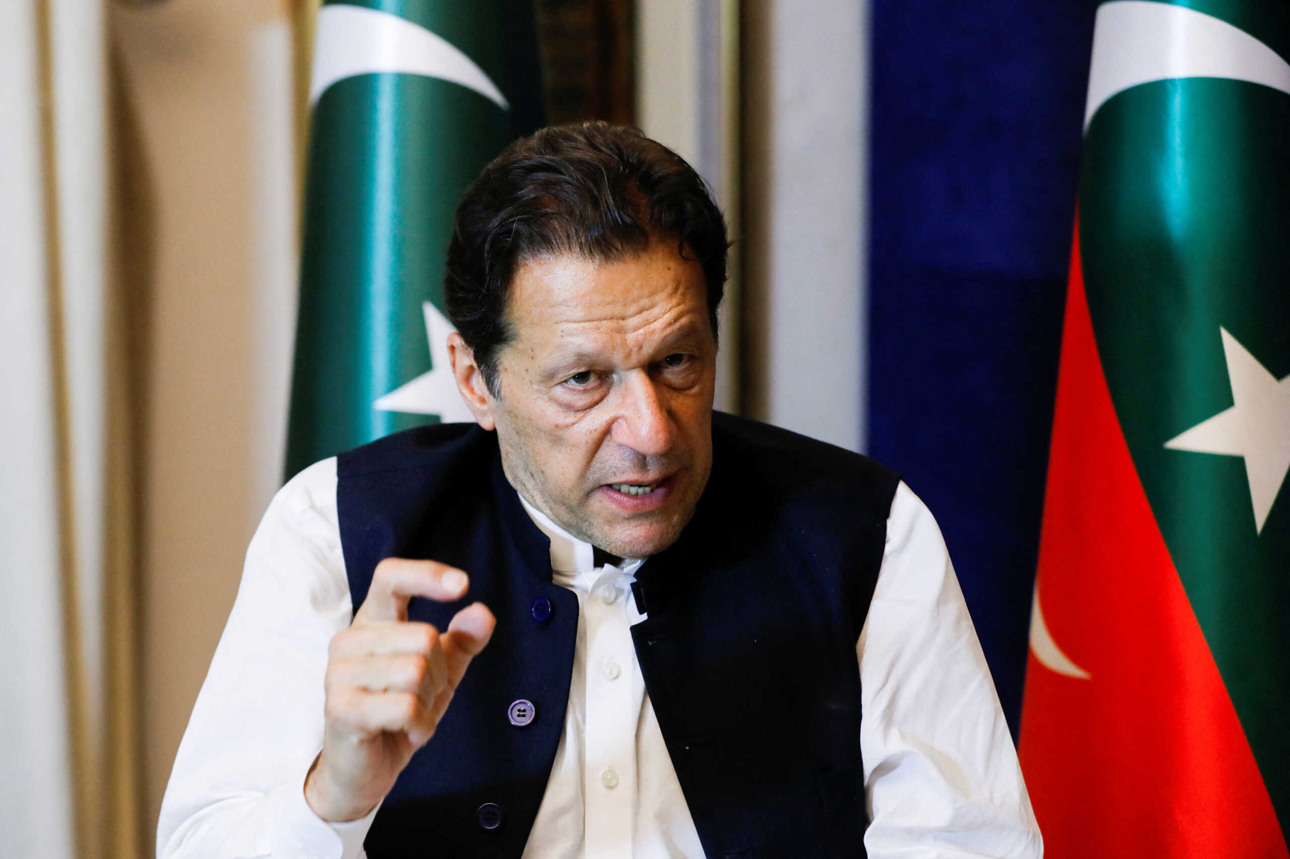 Πακιστάν: Ελεύθερος αφέθηκε ο πρώην πρωθυπουργός Ίμραν Χαν – Επεισόδια σε Λαχόρη και Ισλαμαμπάντ