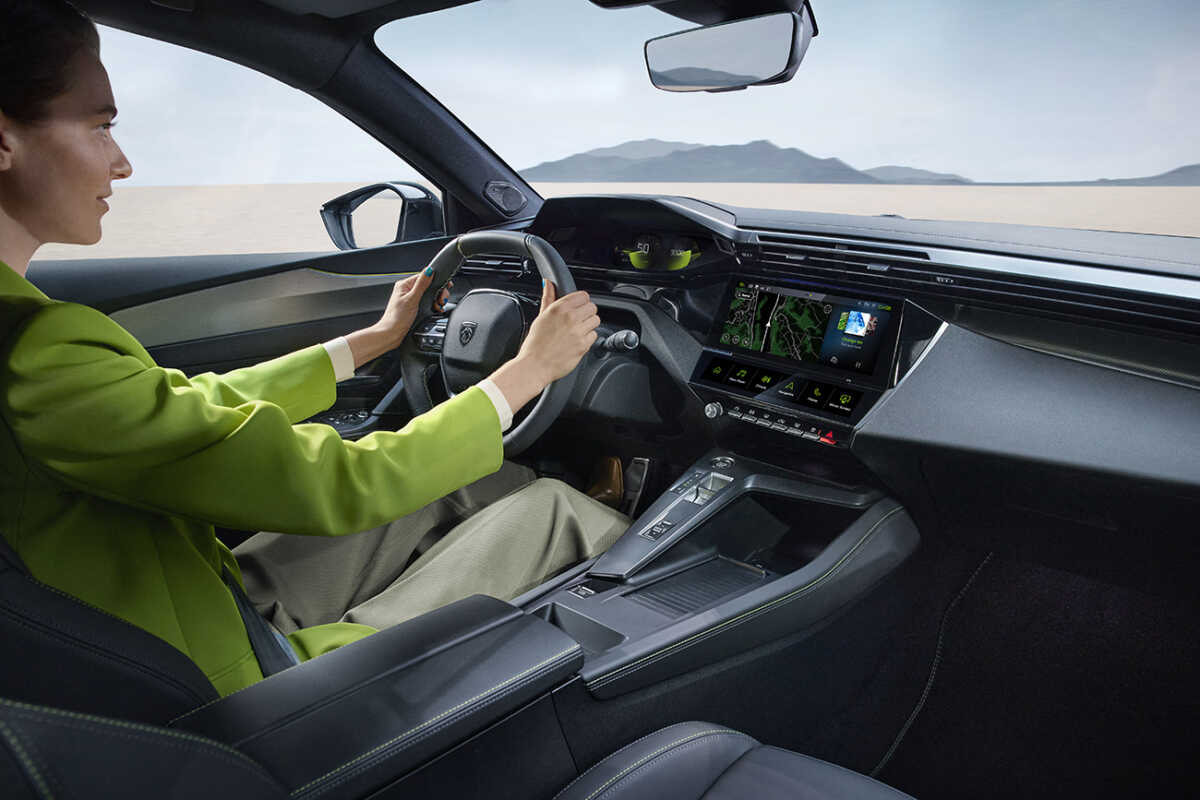 Peugeot i-Cockpit, 10 χρόνια καινοτομίας