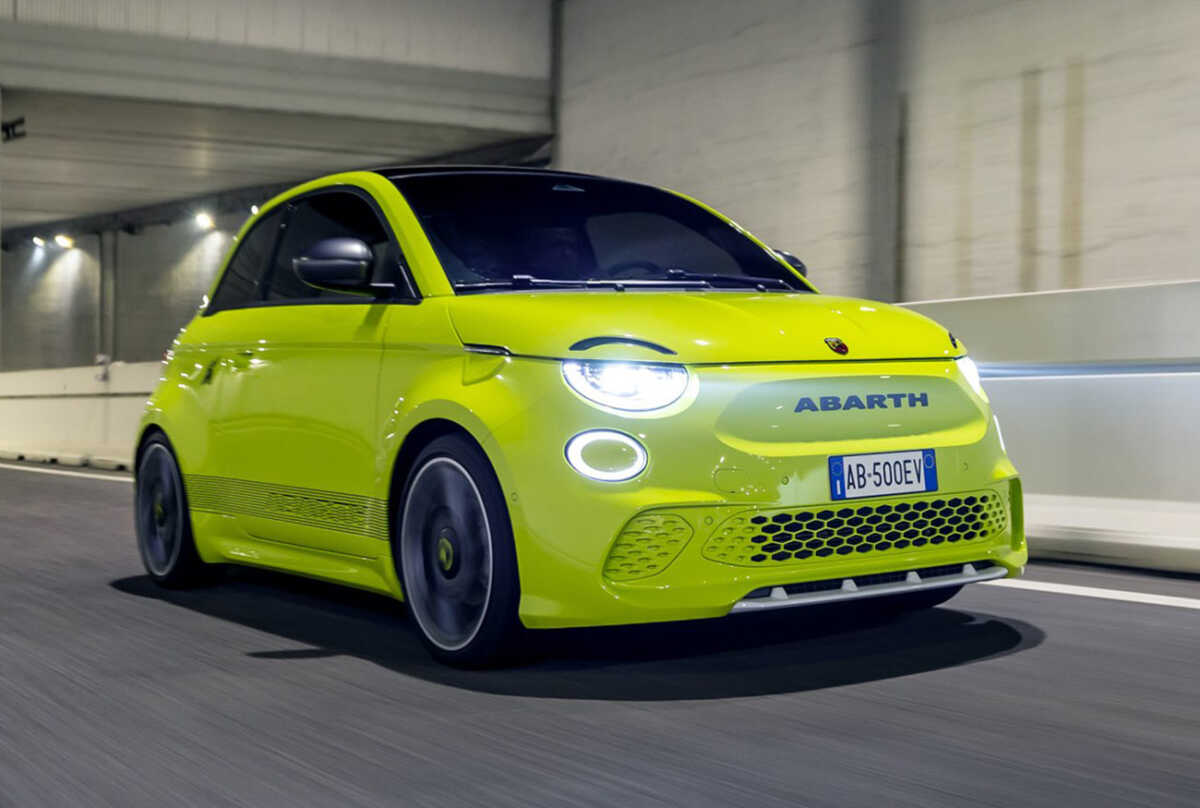 Το νέο Abarth 500e «ηλεκτρίζει» την Ευρώπη με περισσότερες από 1.500 προ-παραγγελίες