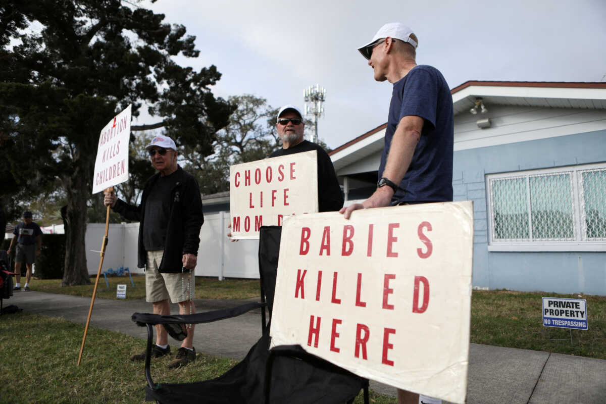 ΗΠΑ: Νομοσχέδιο κατά των αμβλώσεων κατέθεσαν οι Ρεπουμπλικανοί στη Φλόριντα
