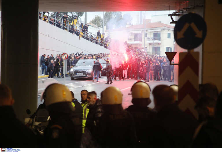  Χαμός έξω από την  Opap Arena πριν τη σέντρα του ντέρμπι