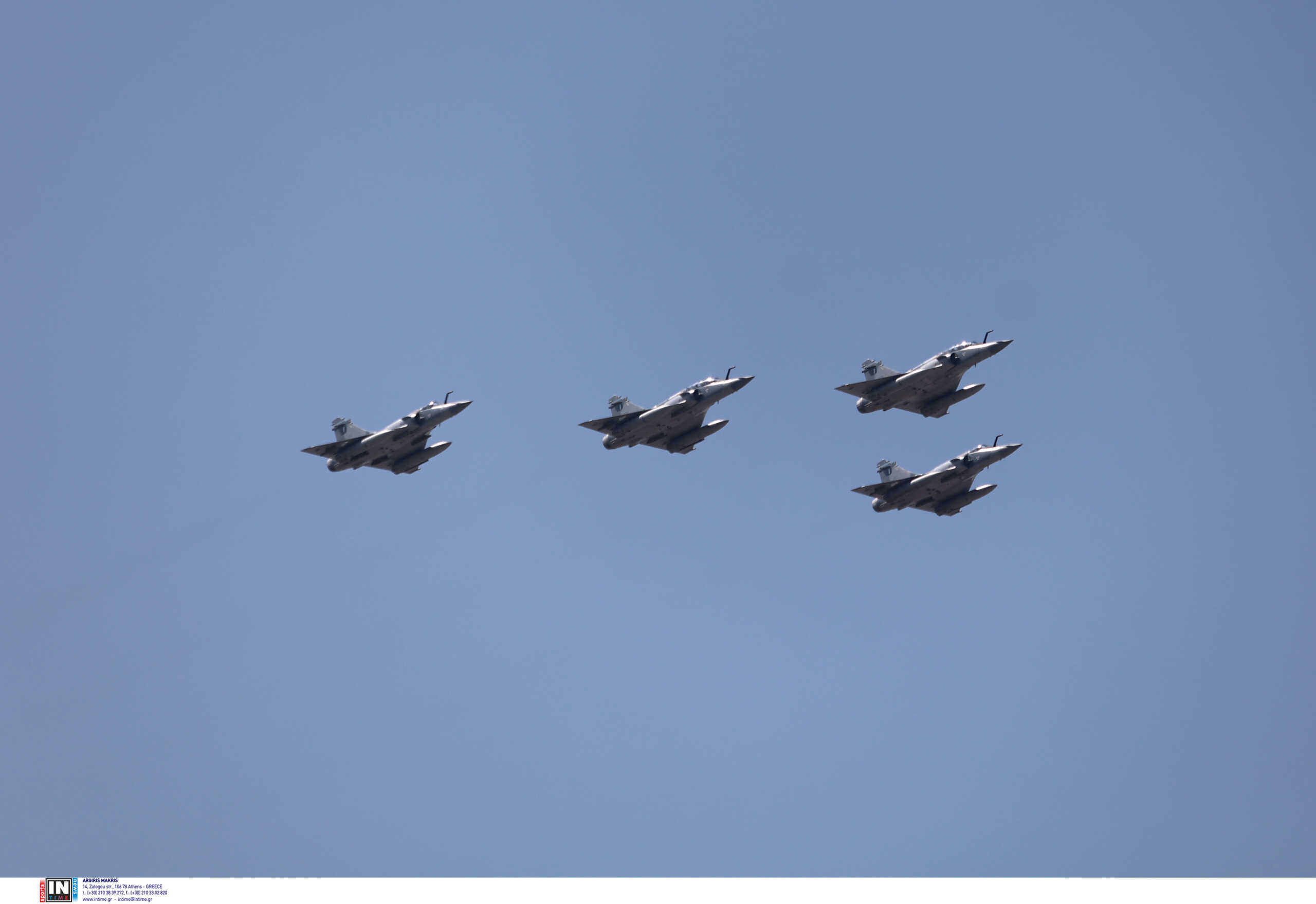 Θεσσαλονίκη: Δοκιμαστικές διελεύσεις μαχητικών αεροσκαφών και ελικοπτέρων ενόψει της 28ης Οκτωβρίου
