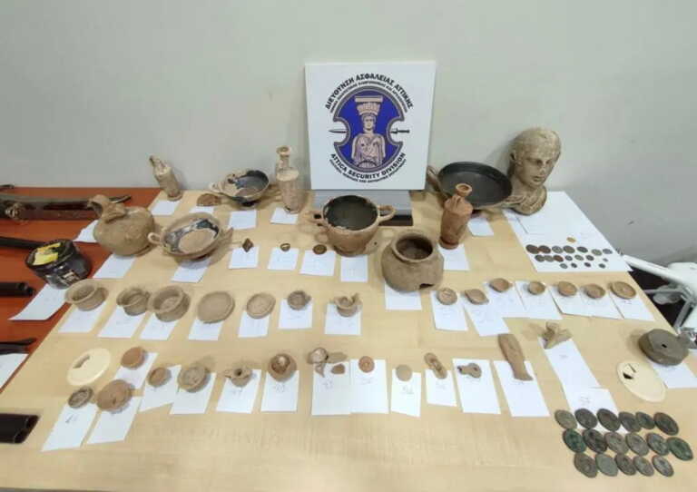 Τρεις συλλήψεις για αρχαιοκαπηλία και παράνομη κατοχή όπλων