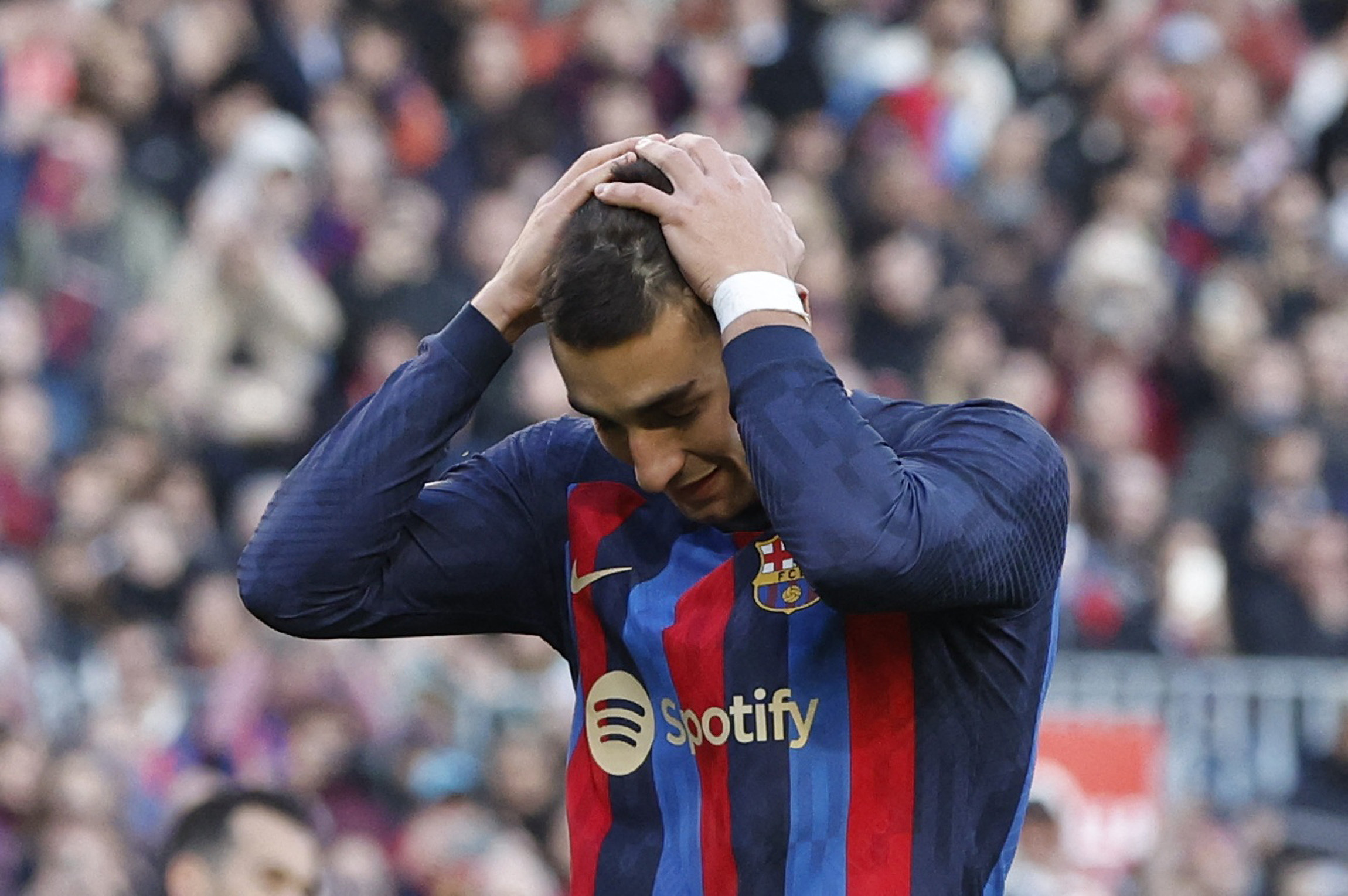 Soccer Football - LaLiga - FC Barcelona v Valencia - Camp Nou, Barcelona, Spain - March 5, 2023 FC Barcelona's Ferran Torres reacts after missing a penalty REUTERS