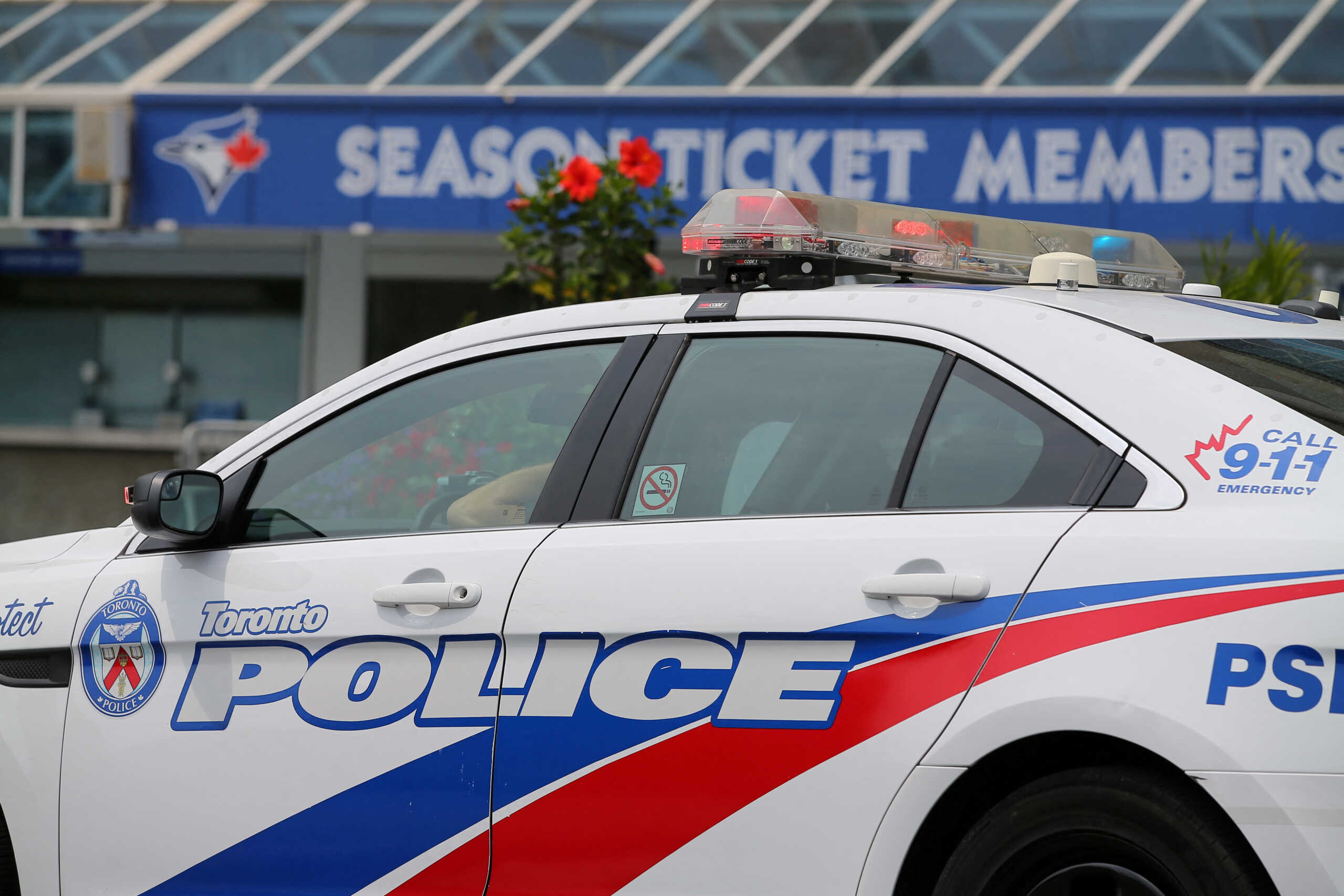FILE PHOTO: A Toronto police vehicle is deployed in Toronto, Ontario, Canada, July 12, 2018.  REUTERS