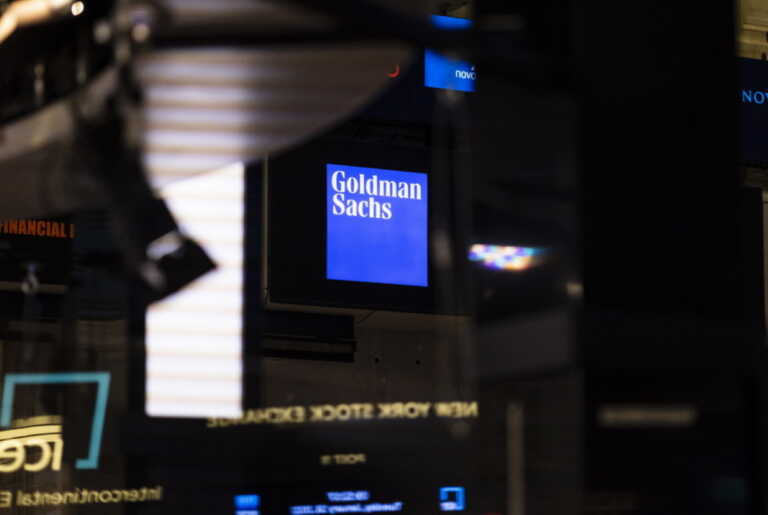 Goldman Sachs: Πιθανή η επενδυτική βαθμίδα για την Ελλάδα στις 21 Απριλίου
