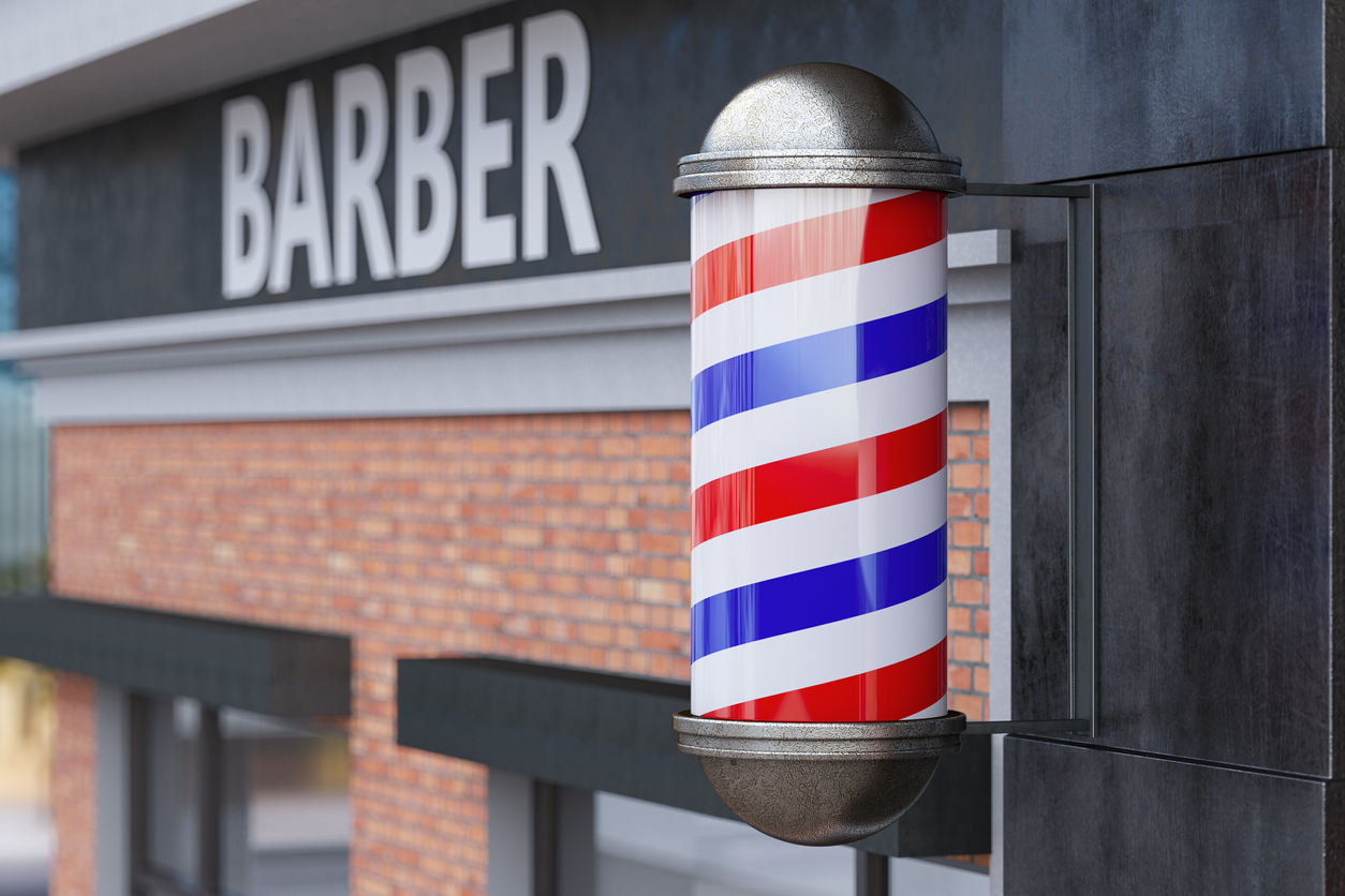 Τι συμβολίζει το σήμα Barber’s Pole που είναι έξω από κάθε κουρείο