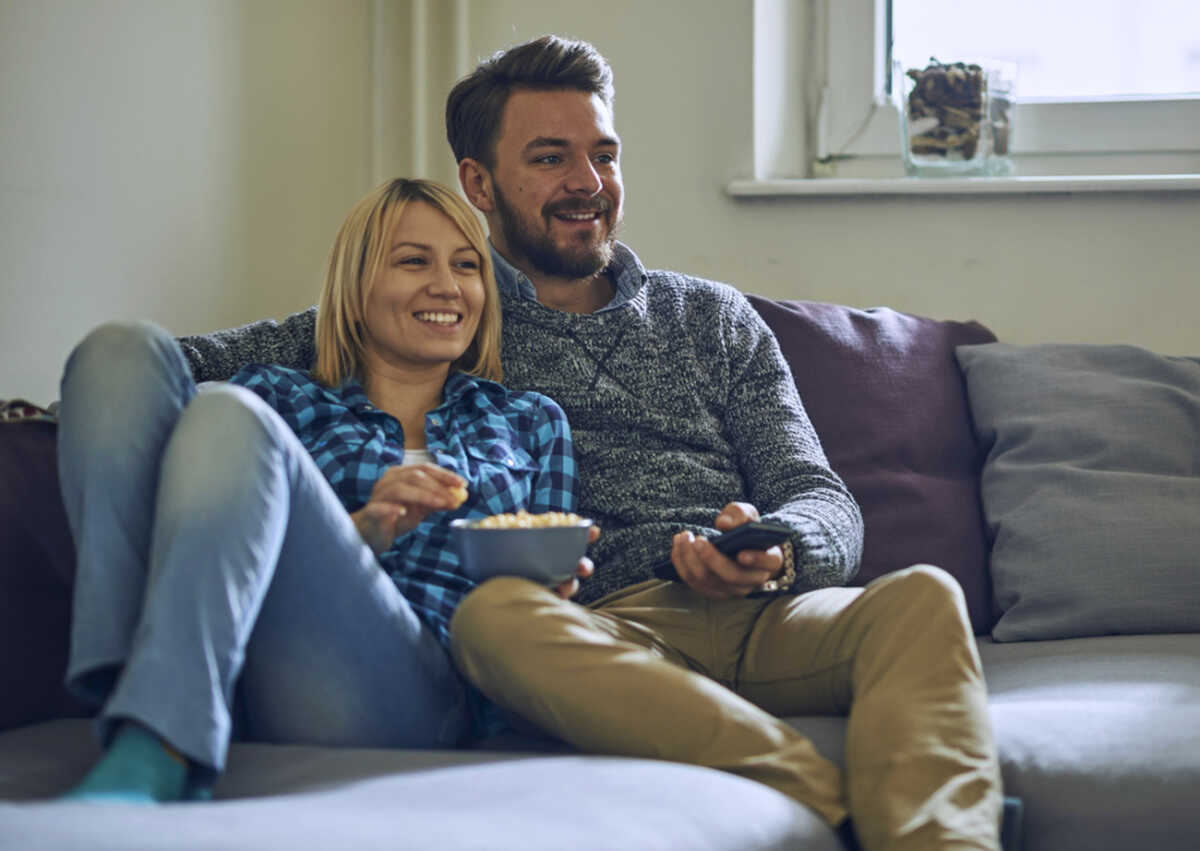 Watching TV, Watching, Living Room, Domestic Life, Smiling