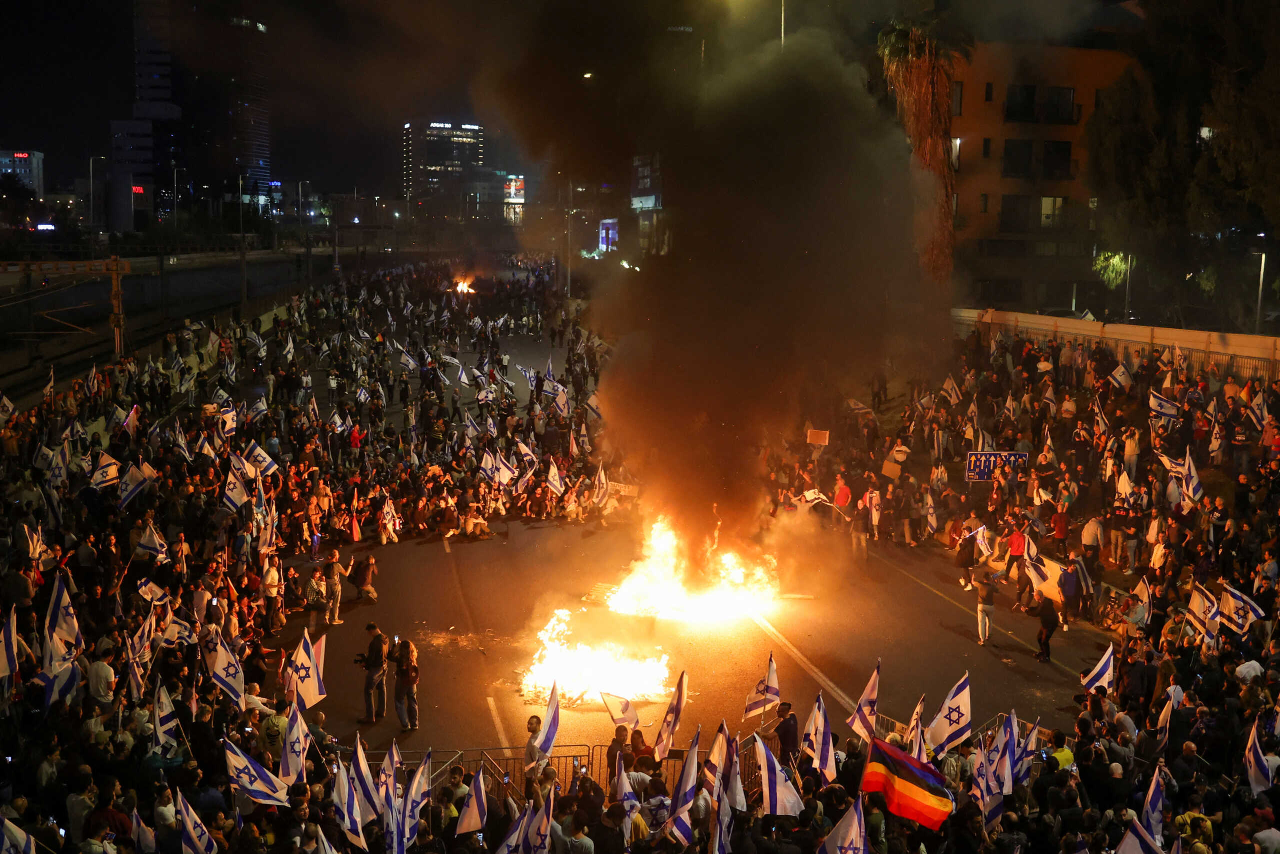 Ισραήλ: Ο πρόεδρος ζητά να σταματήσει «αμέσως» η δικαστική μεταρρύθμιση – Ανακοινώνει την αναστολή της ο Νετανιάχου