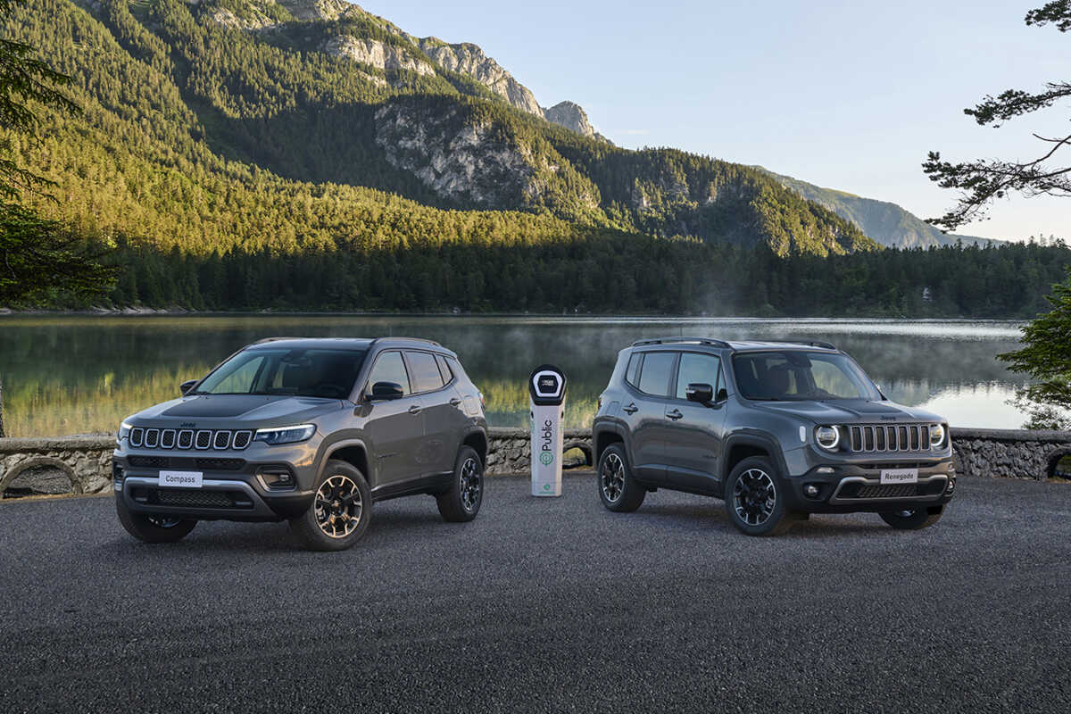 Νέες ειδικές εκδόσεις για τα Jeep Renegade και Compass