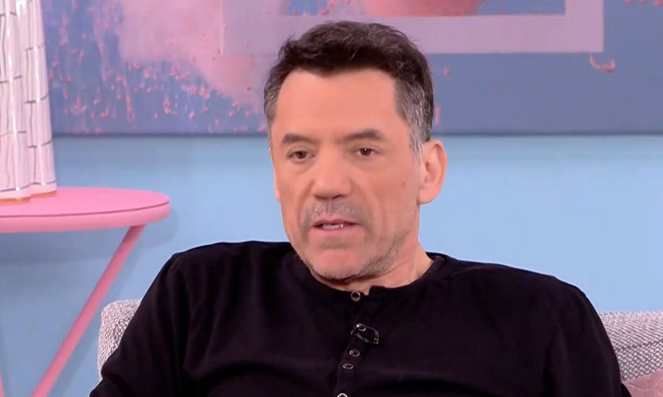 Θάνος Καλλίρης: Δεν με ενοχλεί που με ρωτάνε επί χρόνια για τη Ναταλία