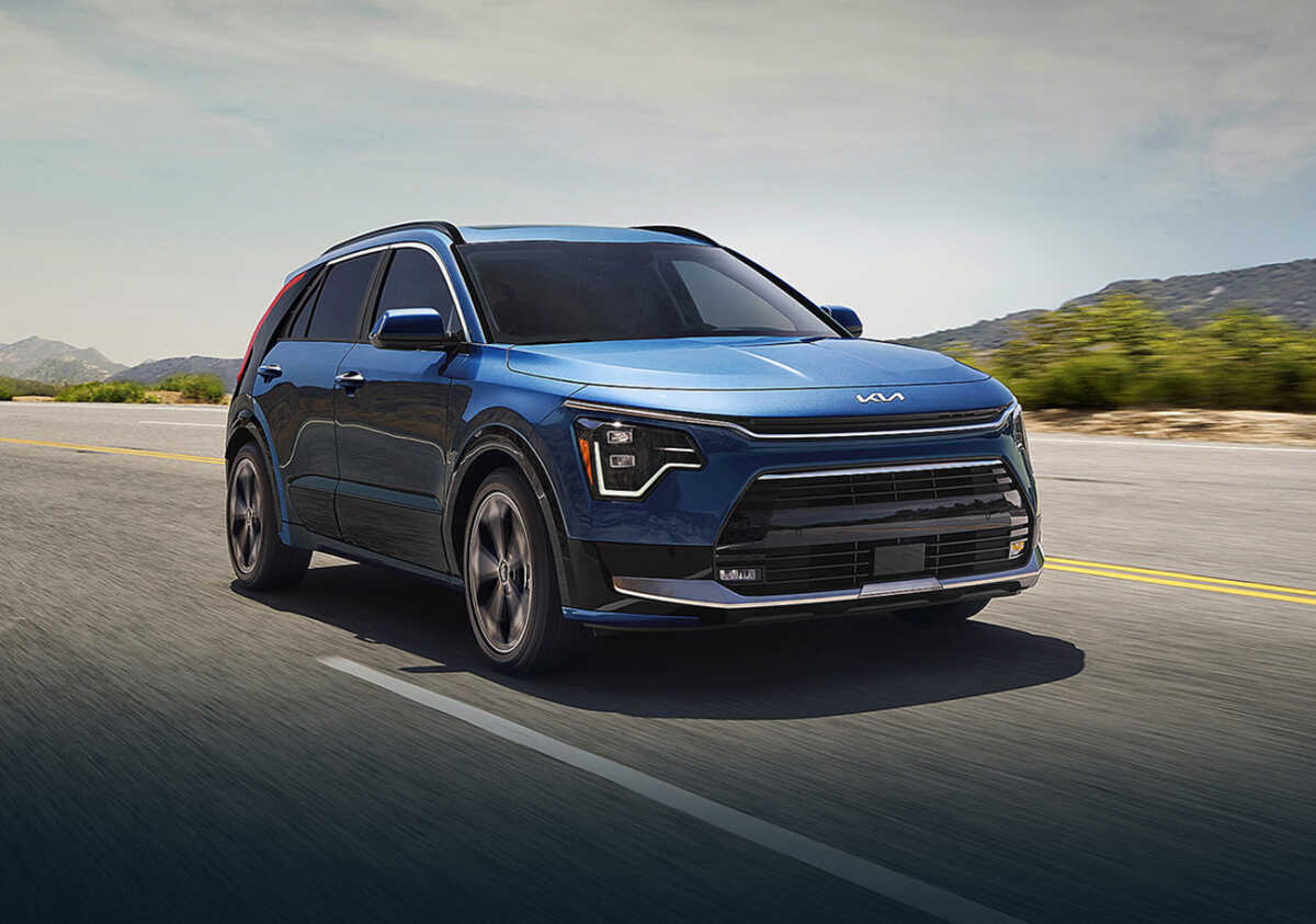 Kia Niro: Τρία ηλεκτροκίνητα συστήματα μετάδοσης κίνησης περιλαμβάνονται στη γκάμα του