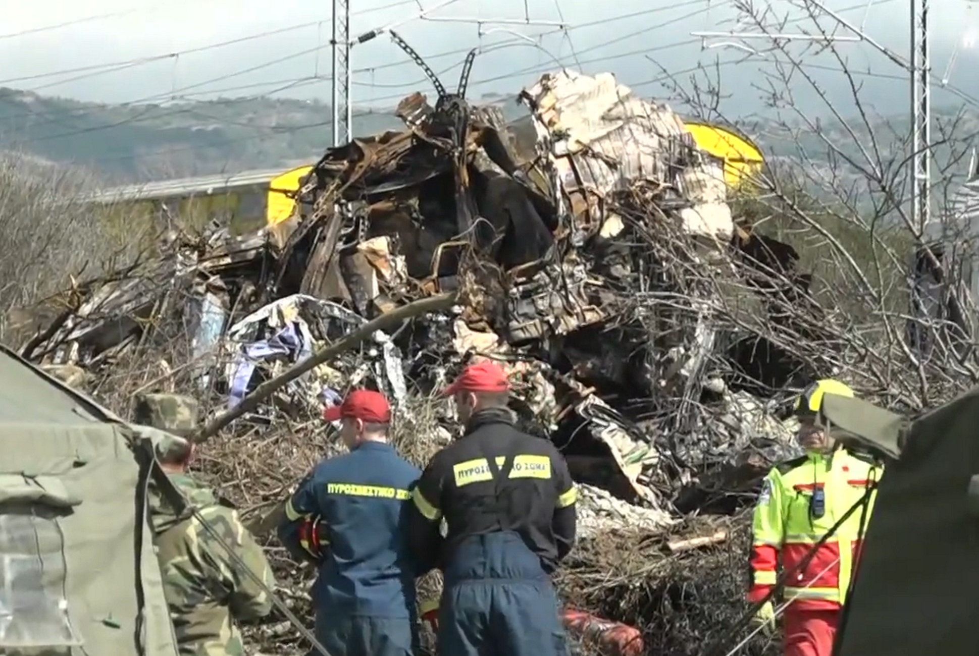 Τέμπη: Αυτό είναι ό,τι απέμεινε από το κυλικείο στο μοιραίο τρένο, δείτε βίντεο