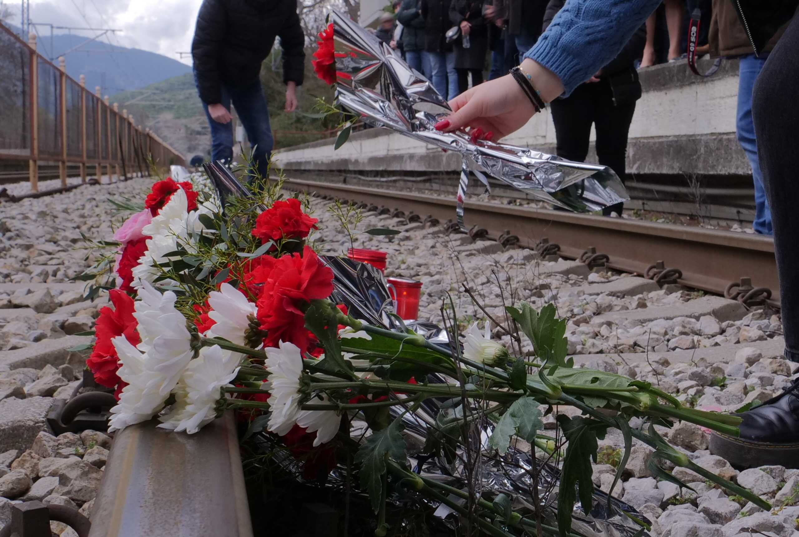 Τέμπη: «Είδα το τρένο που έφυγε ανάποδα» – «Μίλησα τελευταίος με τους μηχανοδηγούς»