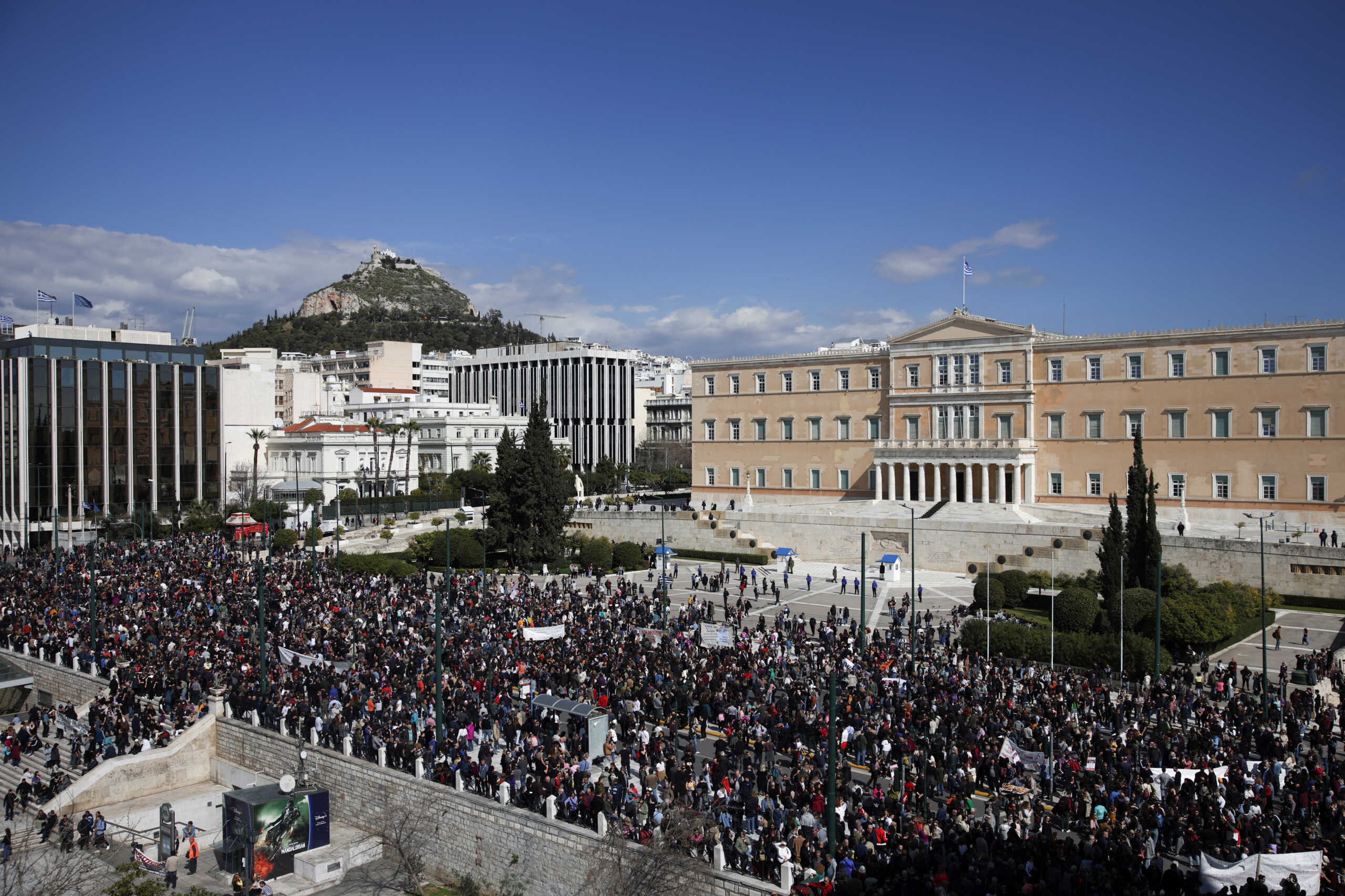 Σύγκρουση τρένων στα Τέμπη: Συλλαλητήρια σε πολλές πόλεις της χώρας και την Κυριακή