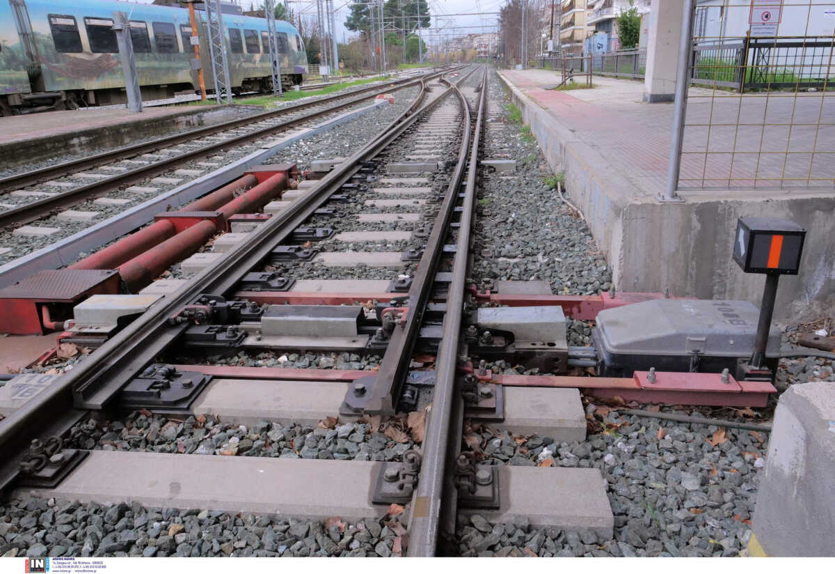 Αποκάλυψη MEGA: Εκτροχιάστηκε τρένο τον Αύγουστο του 2020 στο Ξυλόκαστρο από λάθος χειρισμό στο «κλειδί»