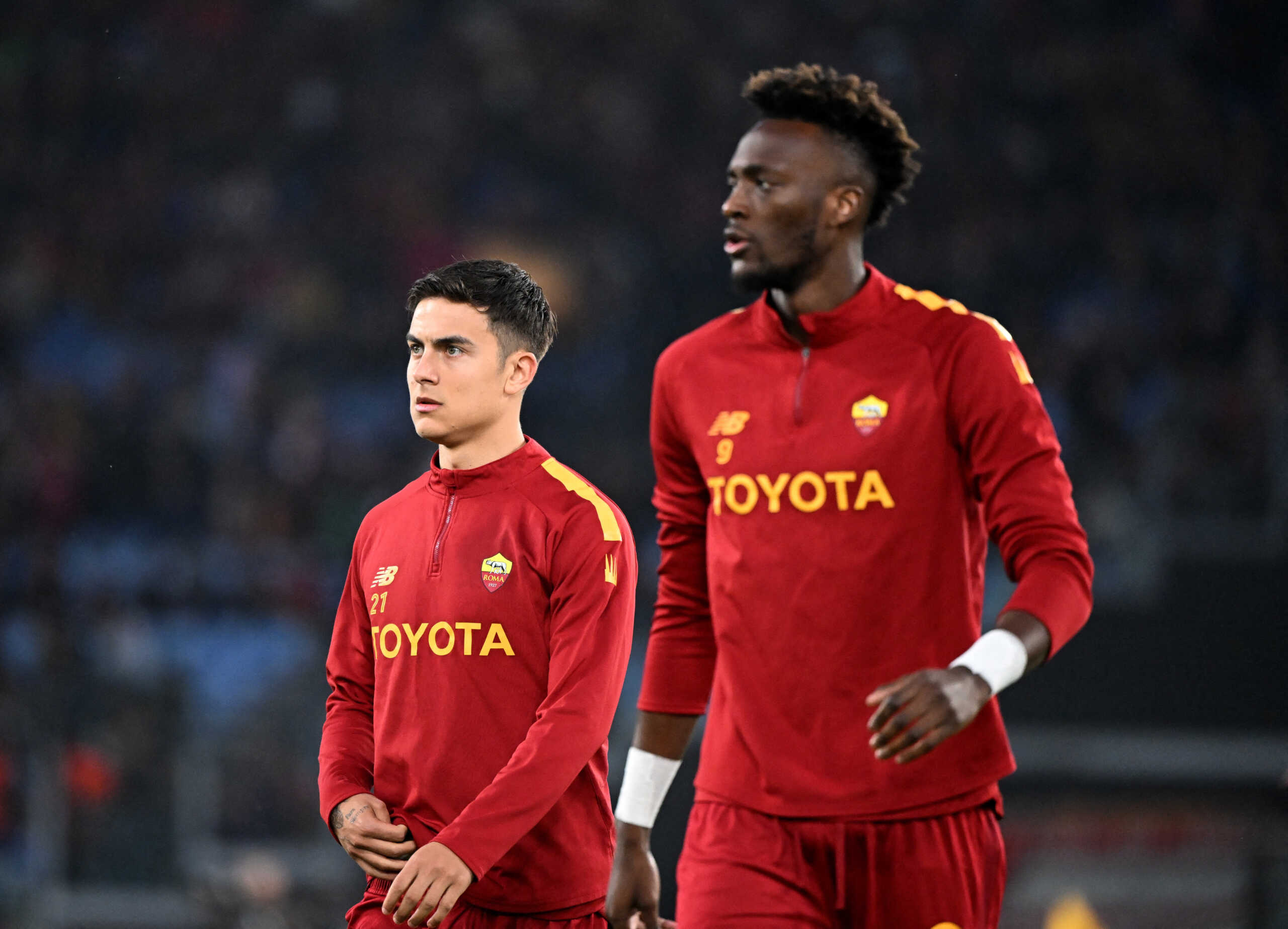 Soccer Football - Europa League - Round of 16 - First Leg - AS Roma v Real Sociedad - Stadio Olimpico, Rome, Italy - March 9, 2023 AS Roma's Paulo Dybala with Tammy Abraham during the warm up before the match REUTERS