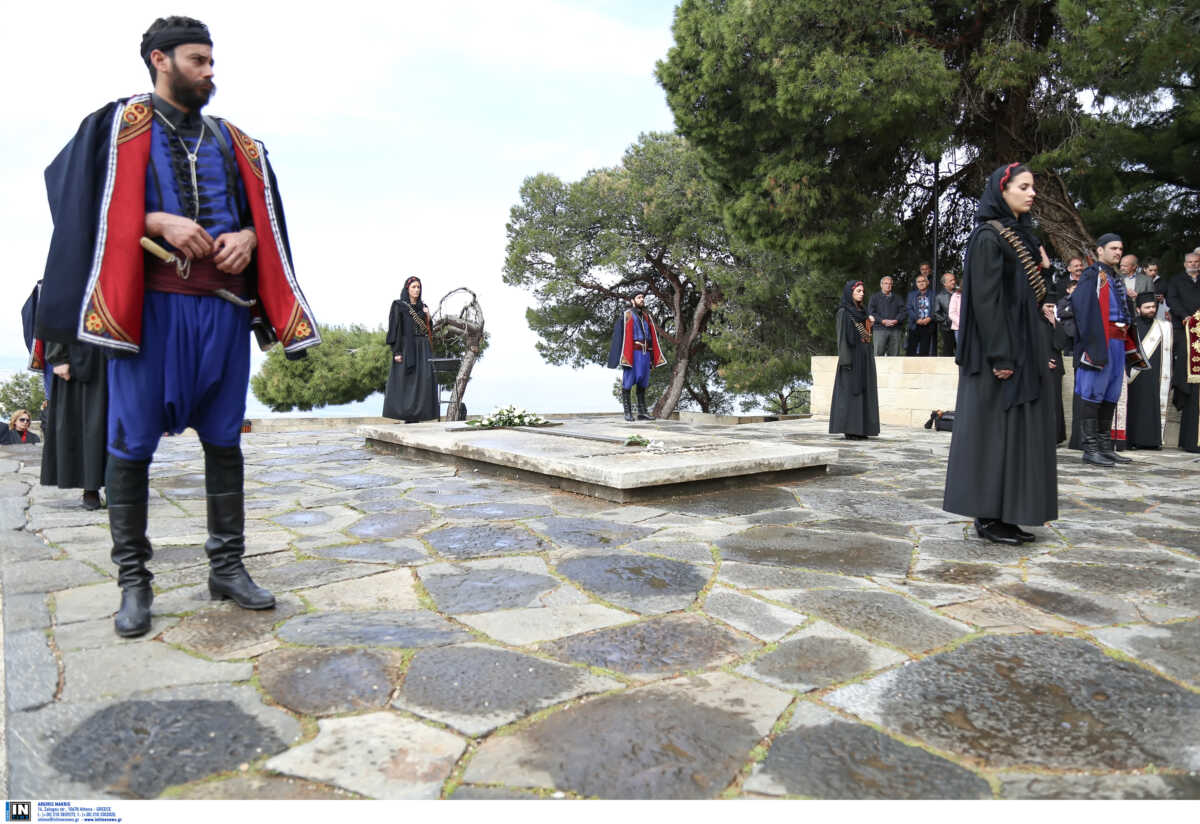 Χανιά: Μηνύματα για την τραγωδία στα Τέμπη στο μνημόσυνο του Ελευθέριου και του Σοφοκλή Βενιζέλου