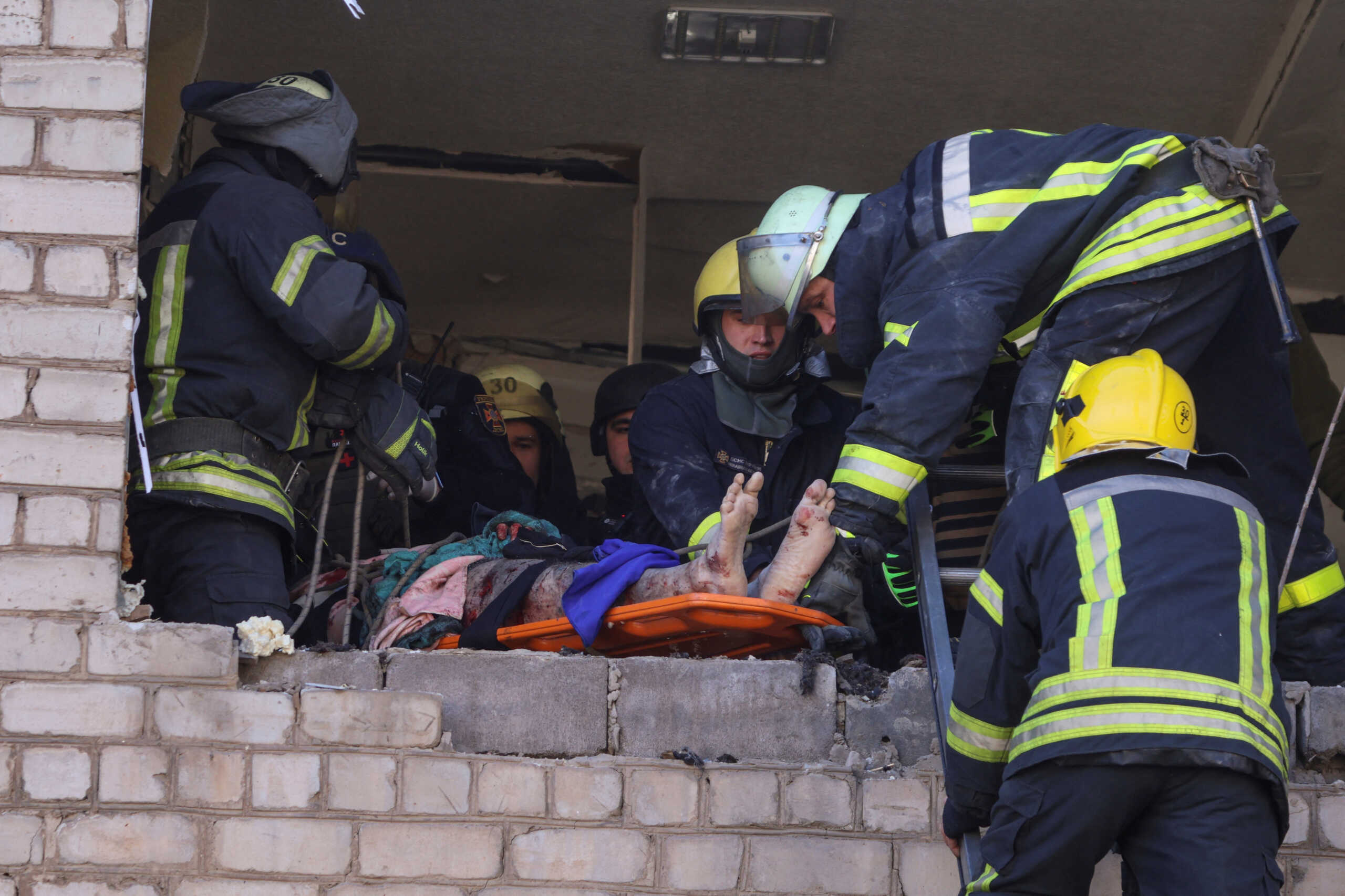 Ουκρανία: Ένας νεκρός και τρεις τραυματίες από βομβαρδισμό Ρώσων στην Κραματόρσκ