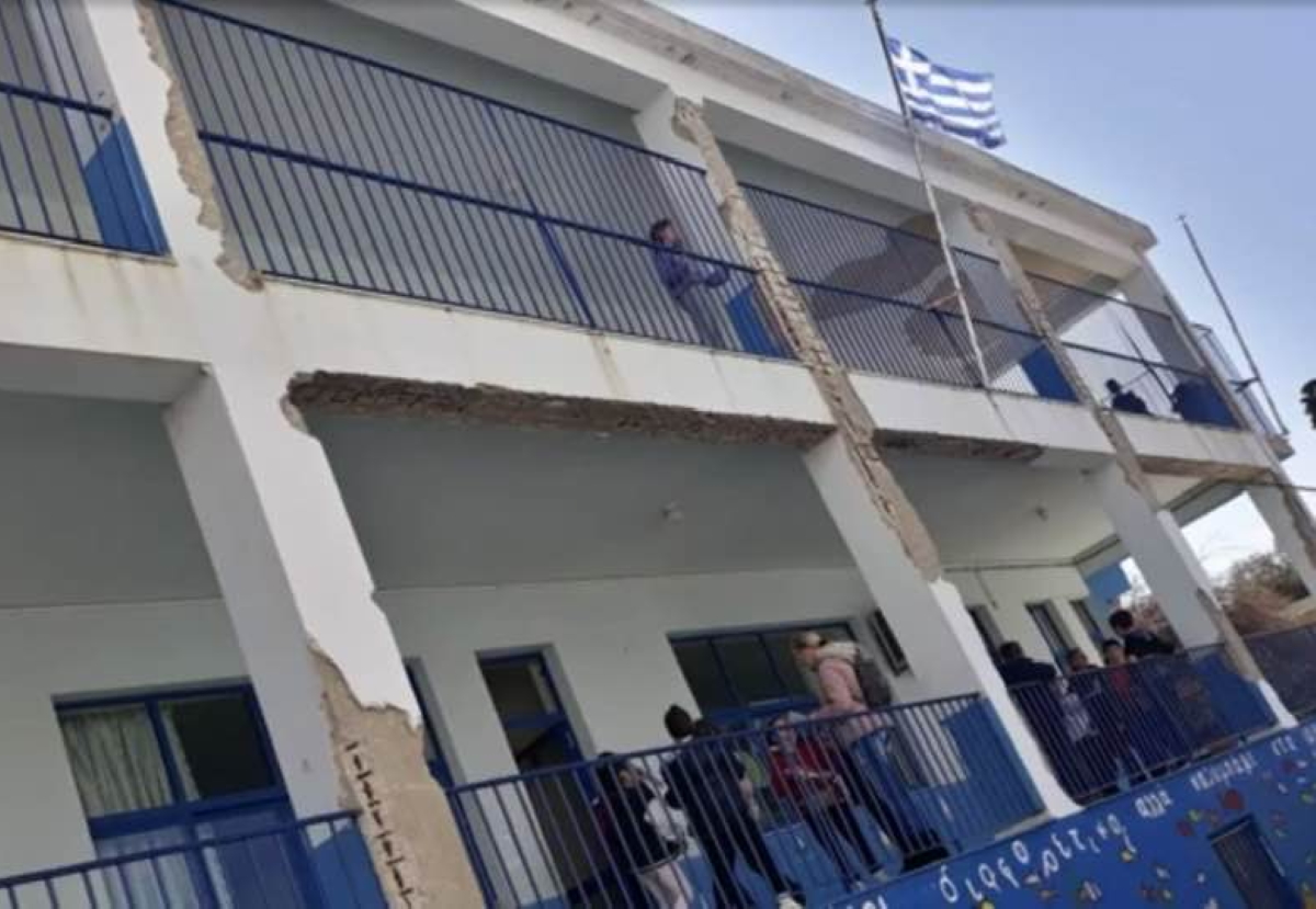 Χίος: Καταγγελία για σχολείο «φέρετρο» από τον Άκη Τσελέντη